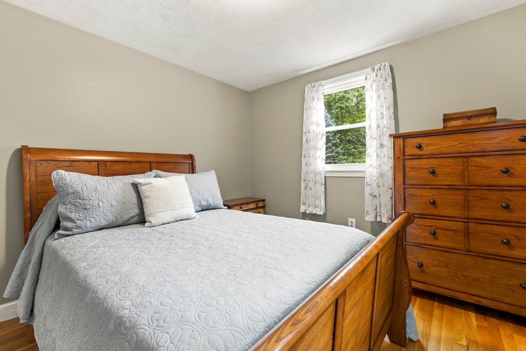 Single Family Residence at 115 Quincy Rd, Tewksbury MA 01876, Tewksbury, photo 14 of 29