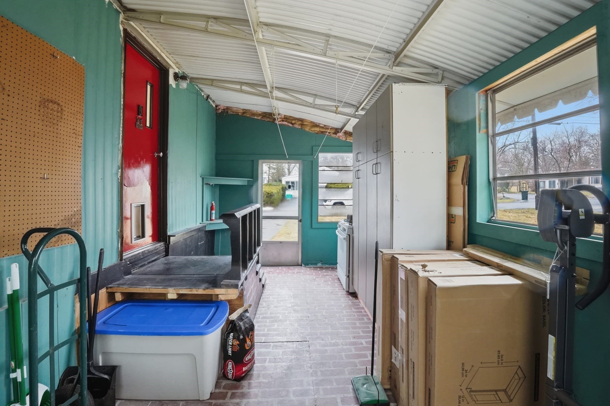 Mobile Home at 17 Conestoga Trail, Brookfield MA 01506, Brookfield, photo 3 of 20