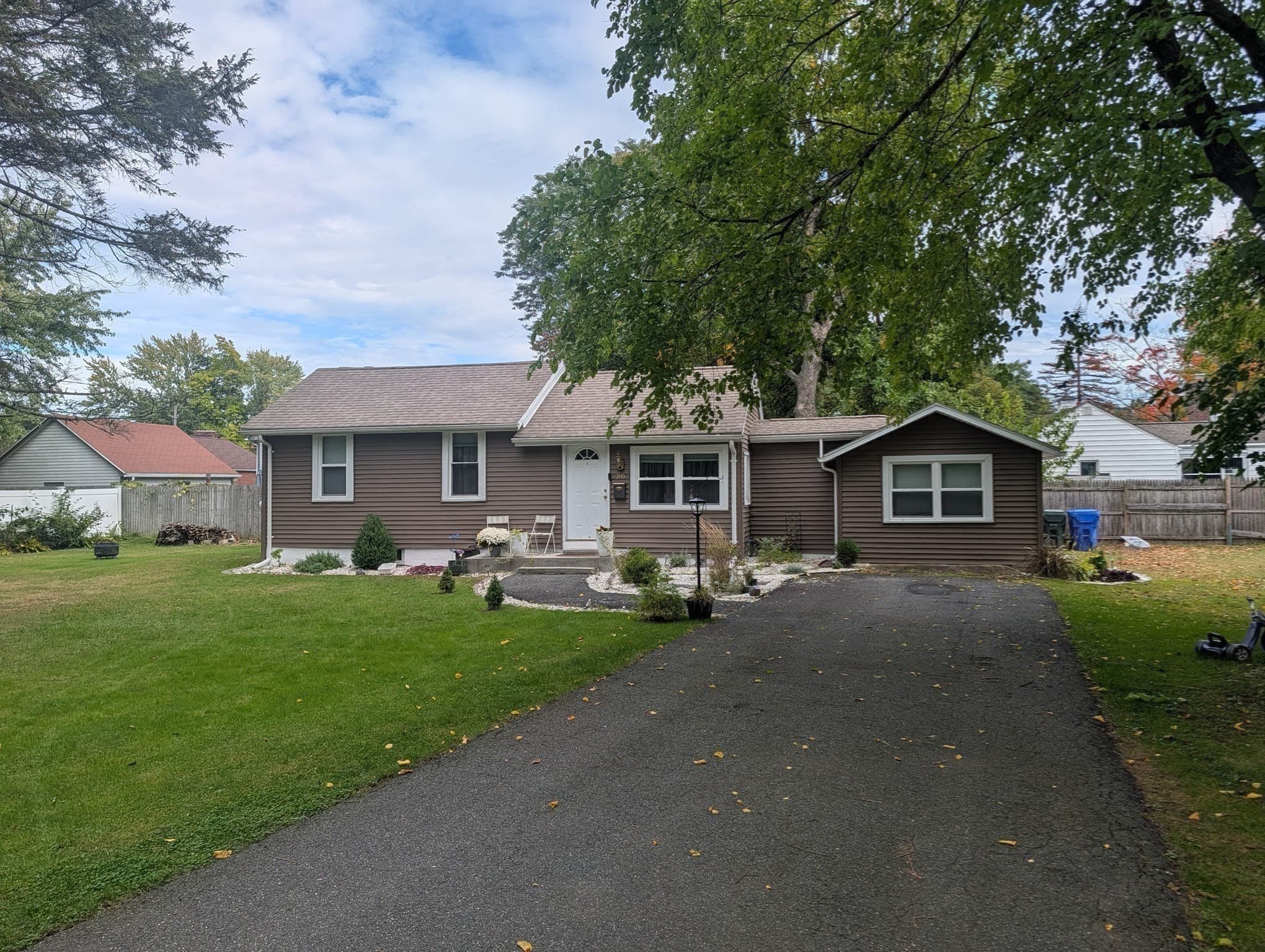 Single Family Residence at 195 Ambrose, Springfield MA 01109, Springfield, photo 21 of 25