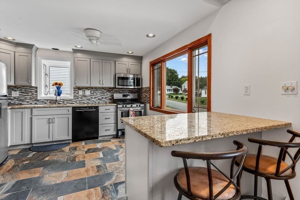 Single Family Residence at 67 Lane Drive, Norwood MA 02062, Norwood, photo 13 of 34