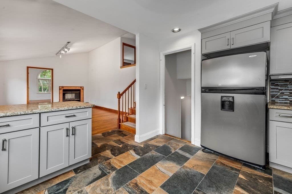 Single Family Residence at 67 Lane Drive, Norwood MA 02062, Norwood, photo 16 of 34