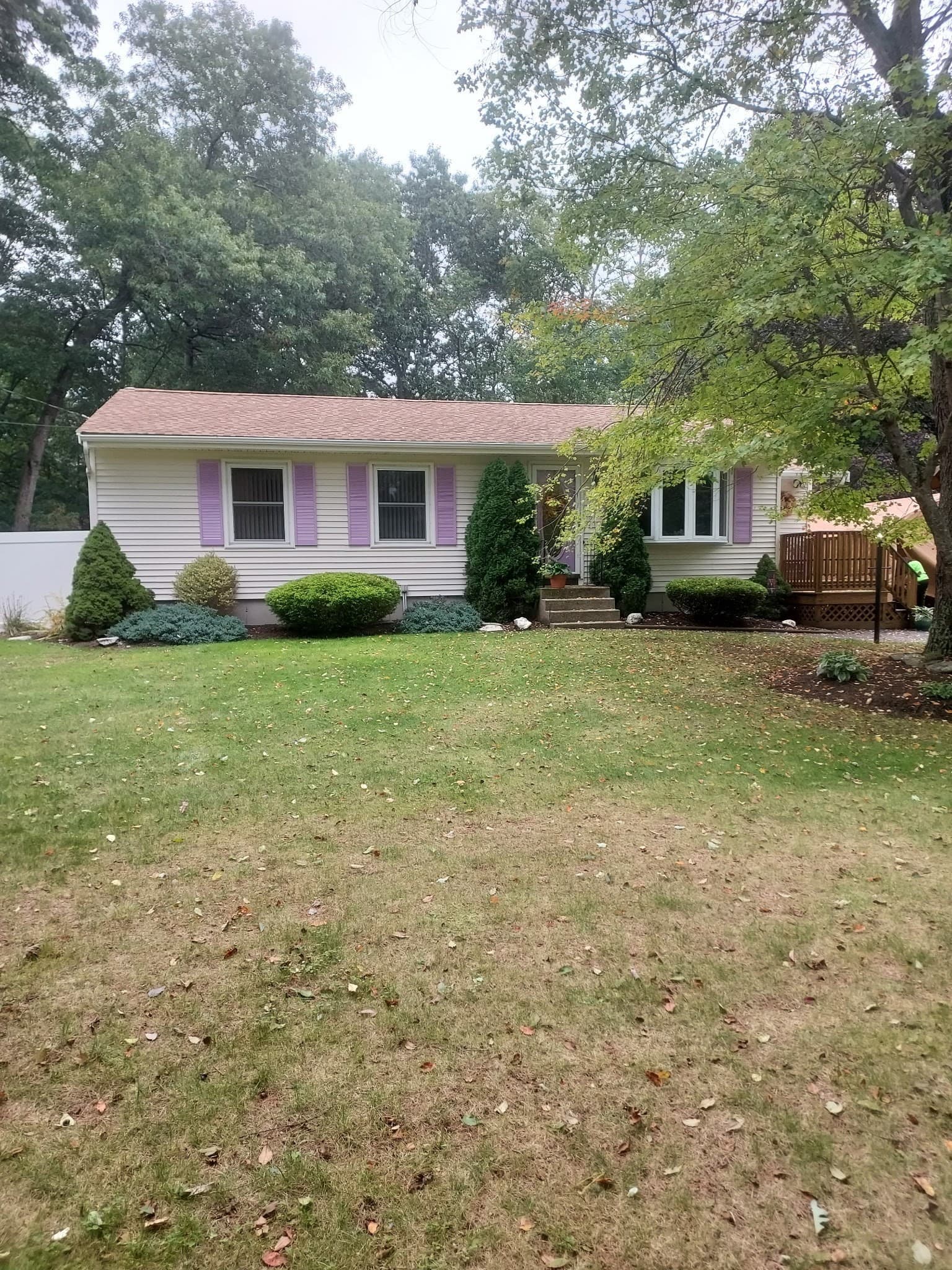 25 Holloway St, Berkley MA 02779