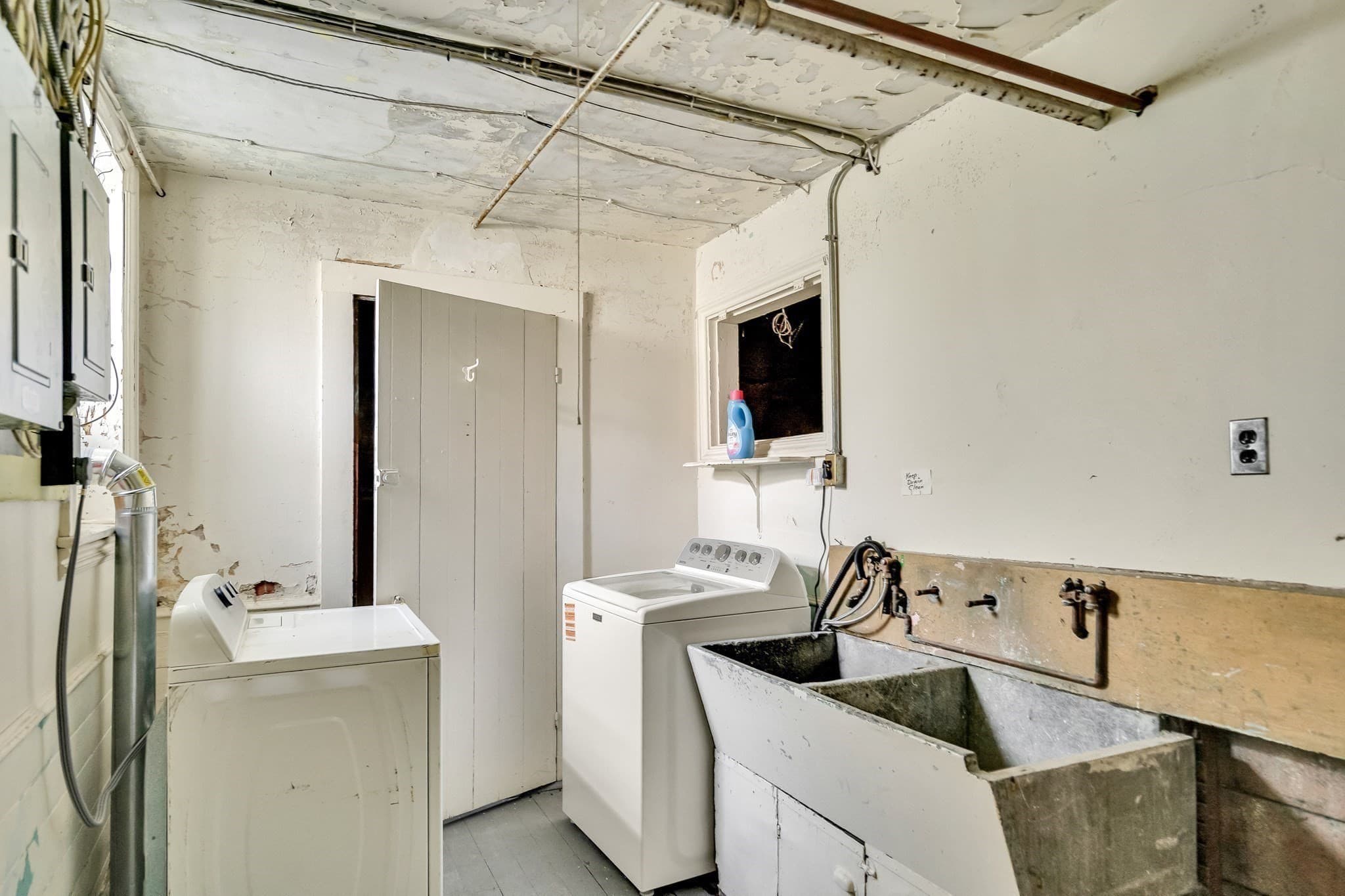 3 Family - 3 Units Up/Down at 128 Summer St, Watertown MA 02472, Watertown, photo 23 of 23