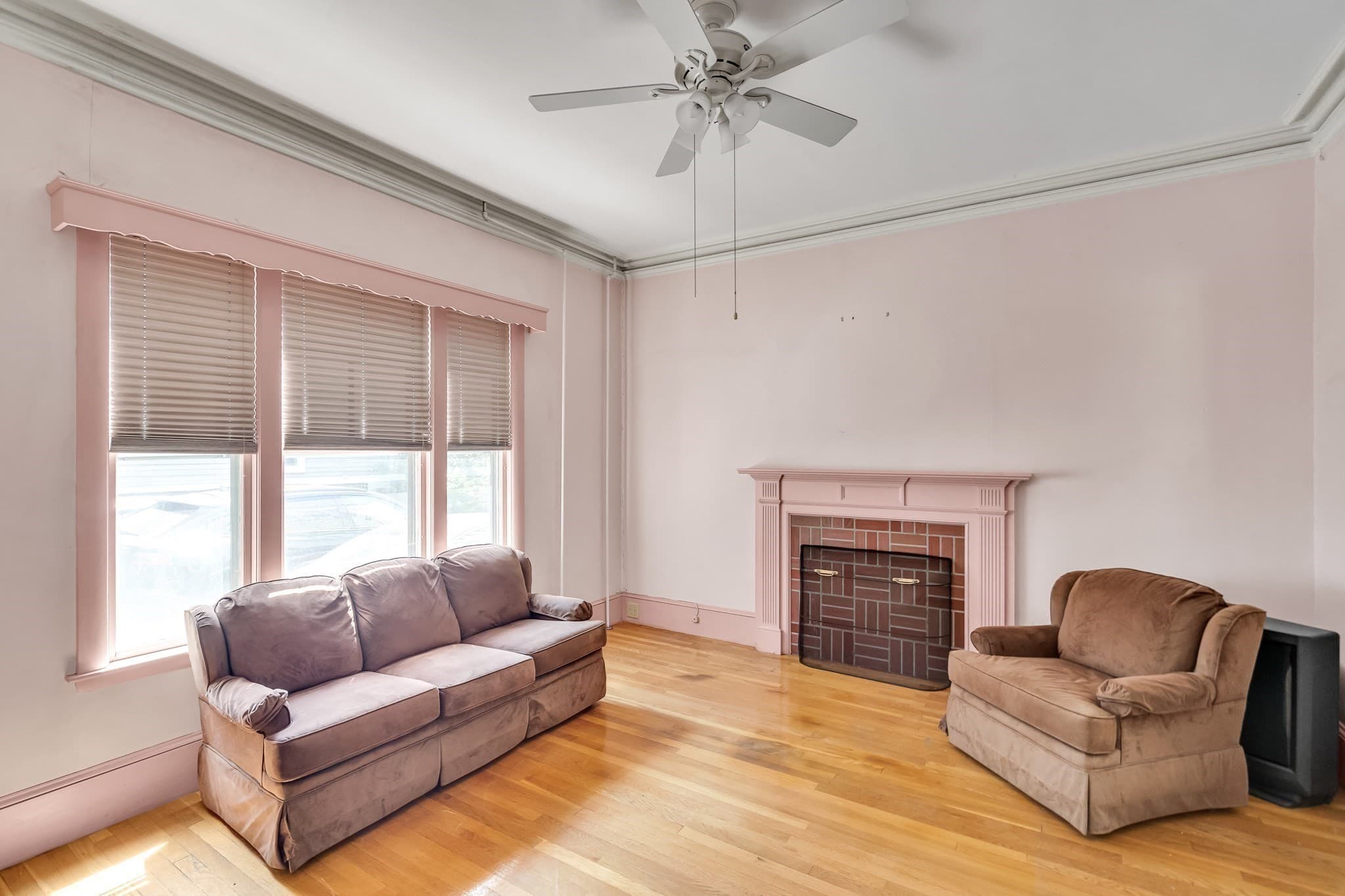 3 Family - 3 Units Up/Down at 128 Summer St, Watertown MA 02472, Watertown, photo 9 of 23