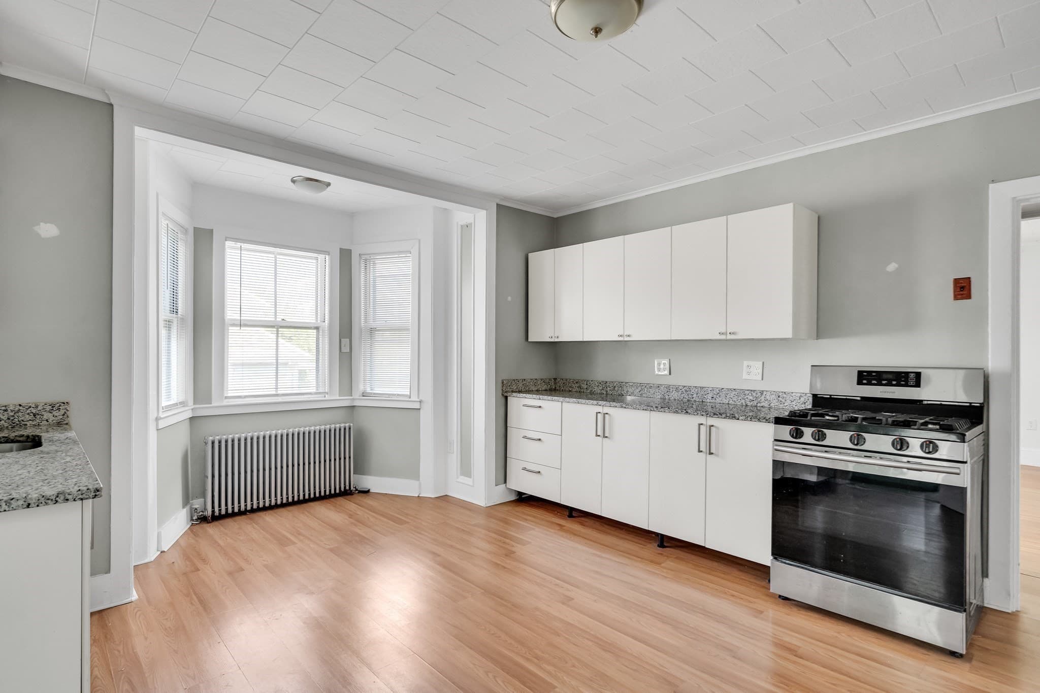 3 Family - 3 Units Up/Down at 128 Summer St, Watertown MA 02472, Watertown, photo 15 of 23