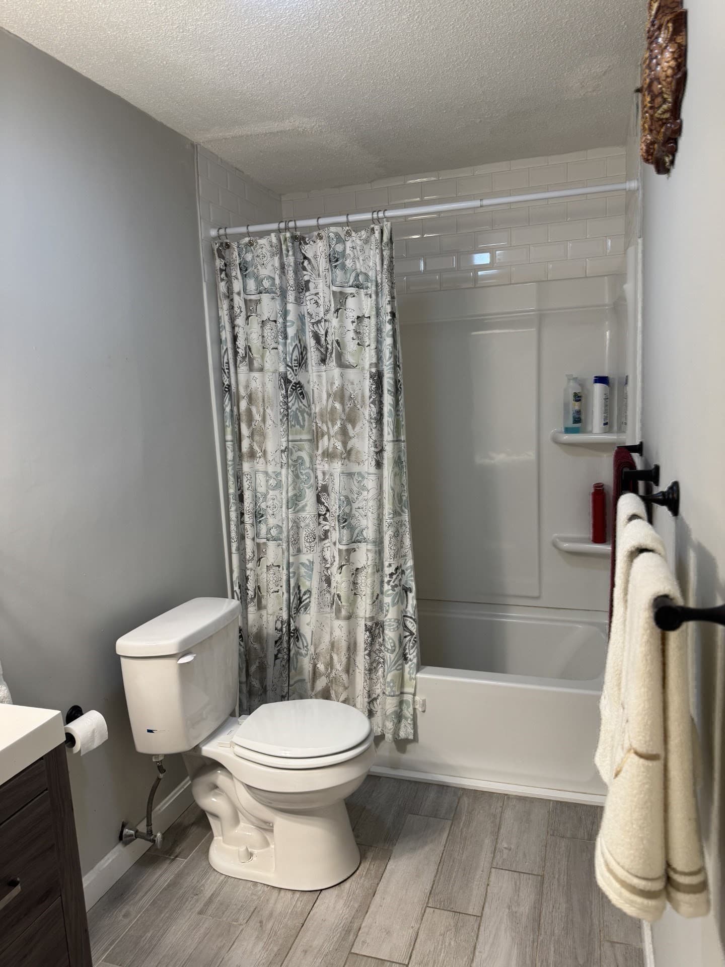 Condominium at 4 Greenbriar Drive # 102, North Reading MA 01864, North Reading, photo 16 of 28