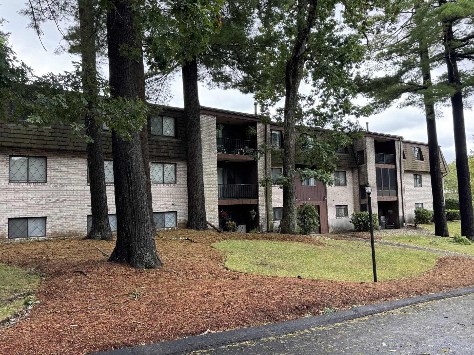 4 Greenbriar Drive # 102, North Reading MA 01864