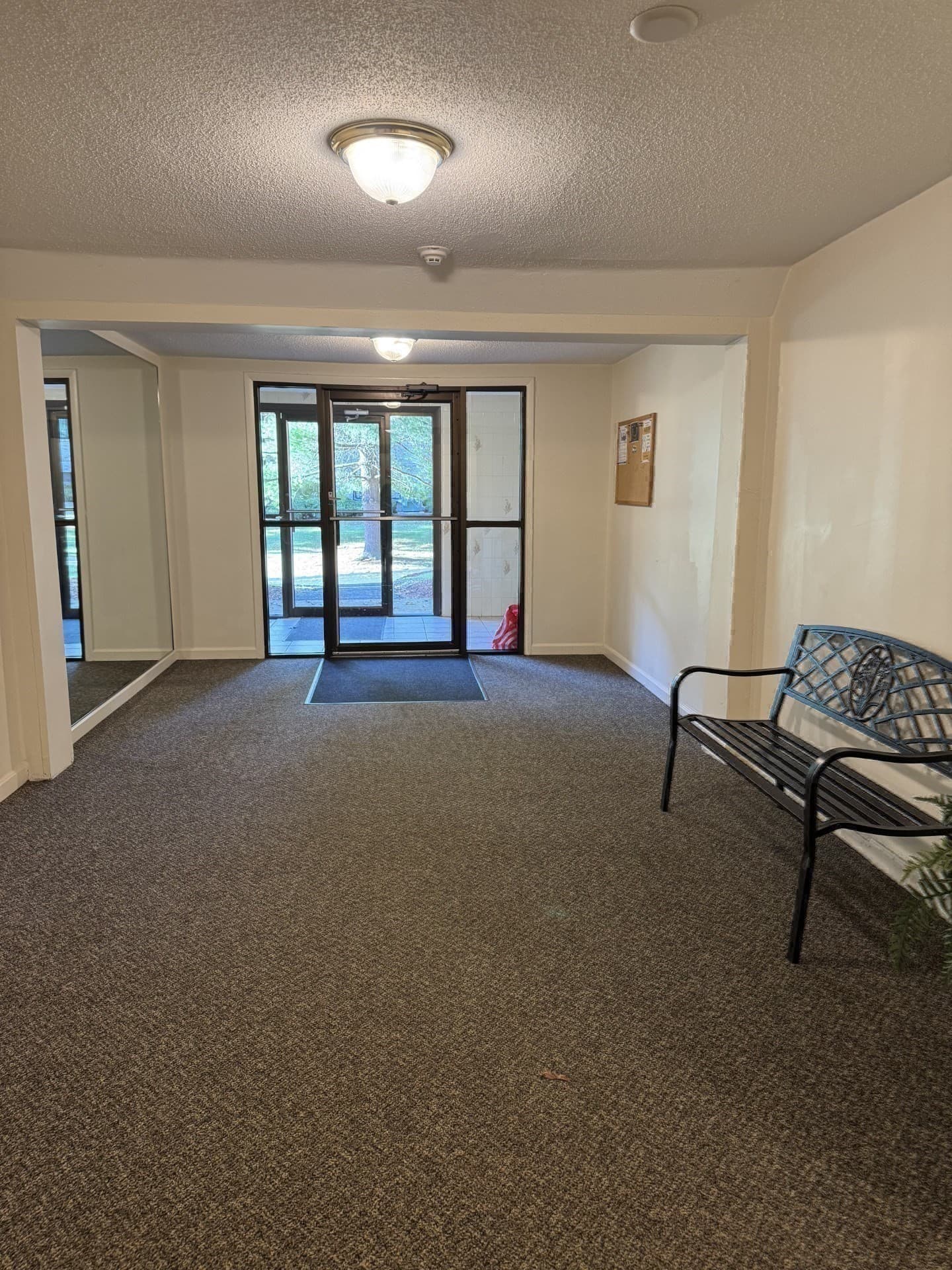Condominium at 4 Greenbriar Drive # 102, North Reading MA 01864, North Reading, photo 20 of 28