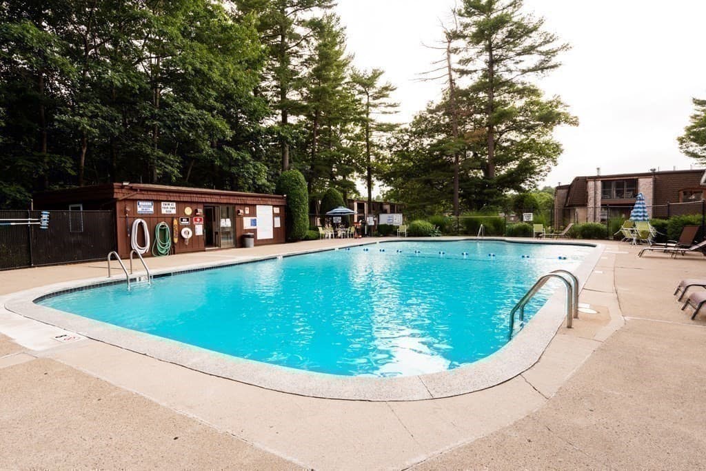 Condominium at 4 Greenbriar Drive # 102, North Reading MA 01864, North Reading, photo 25 of 28