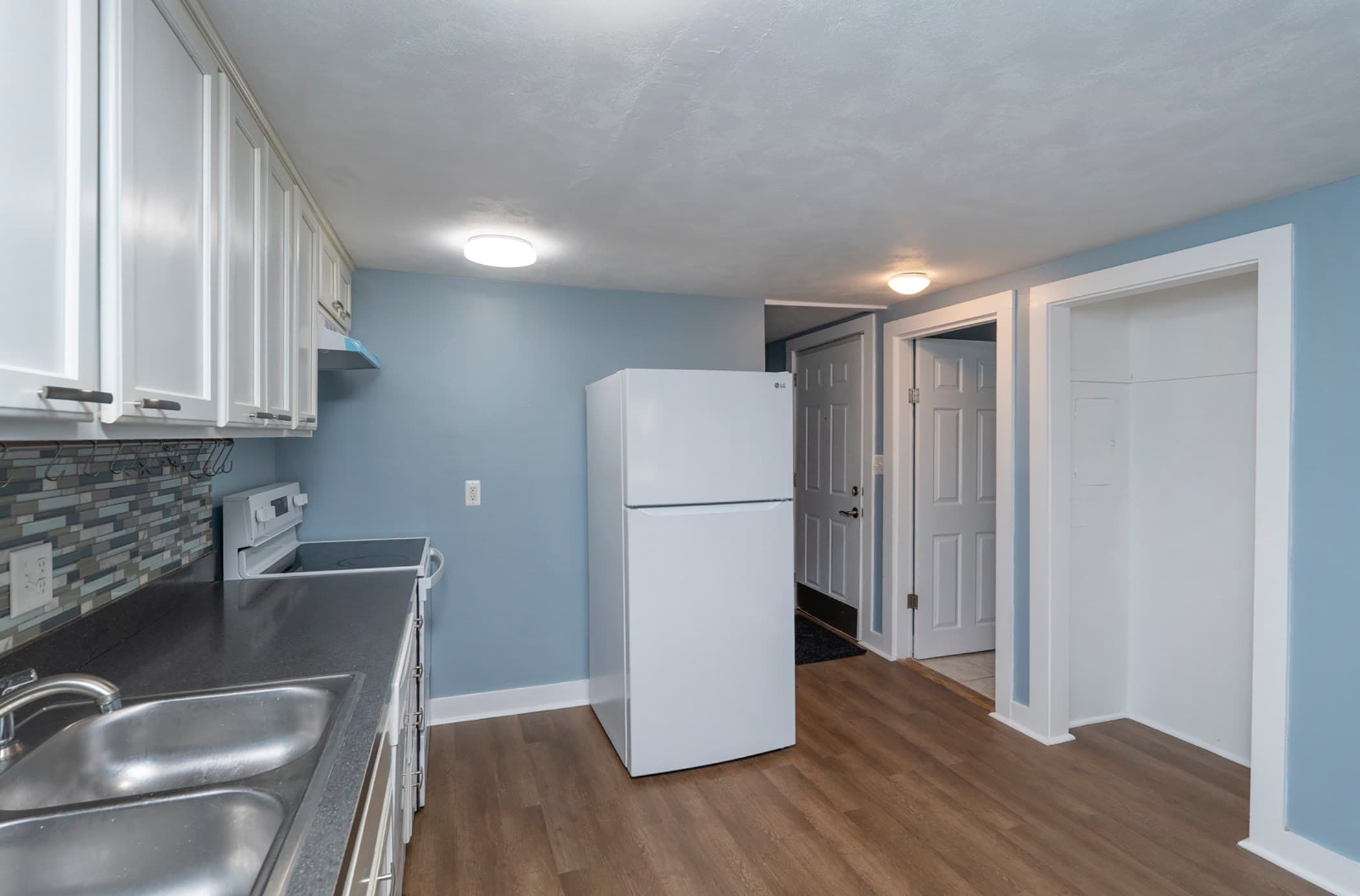 Condominium at 5 Mason Ct # 5, Amesbury MA 01913, Amesbury, photo 2 of 24
