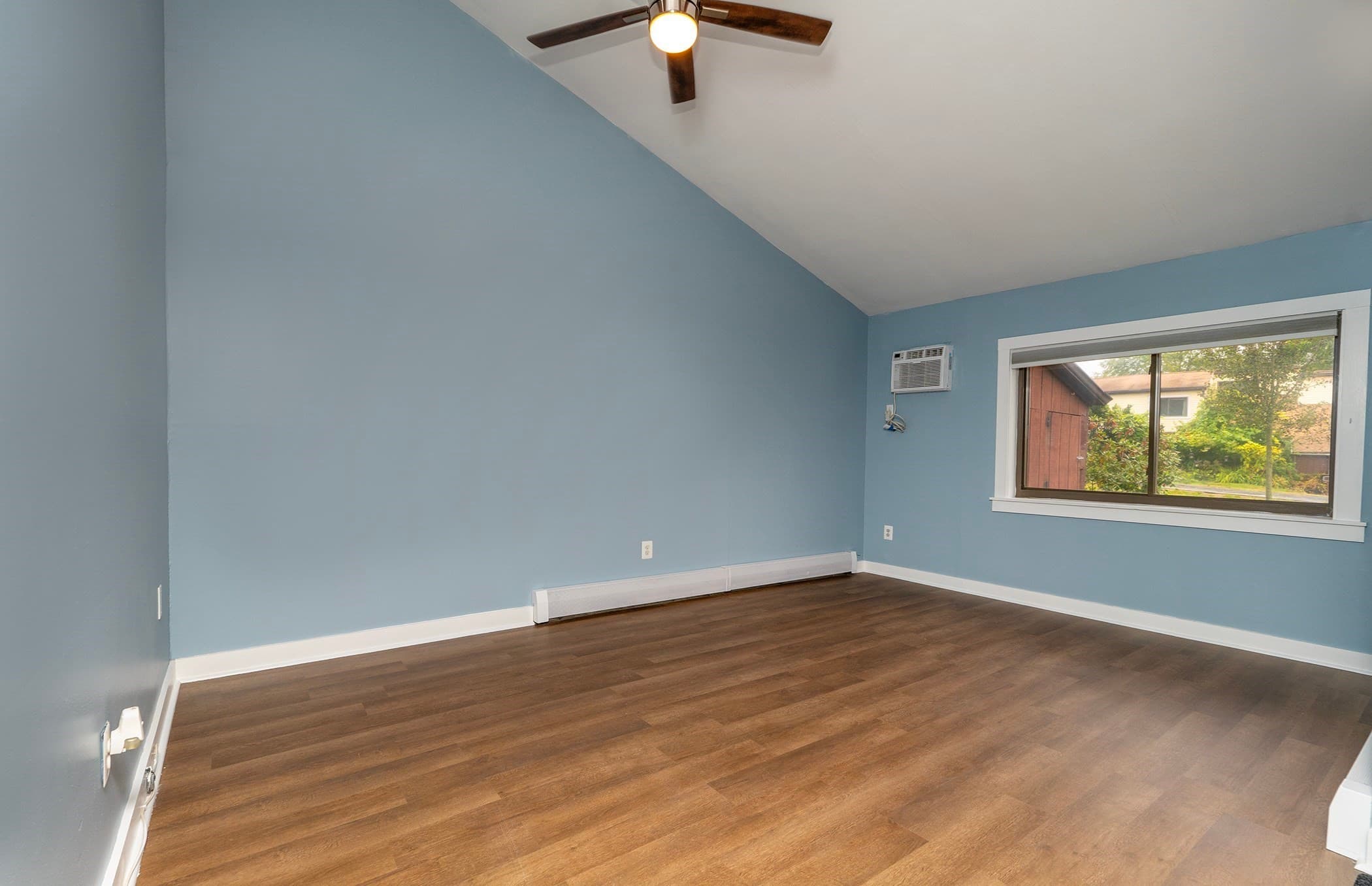 Condominium at 5 Mason Ct # 5, Amesbury MA 01913, Amesbury, photo 7 of 24