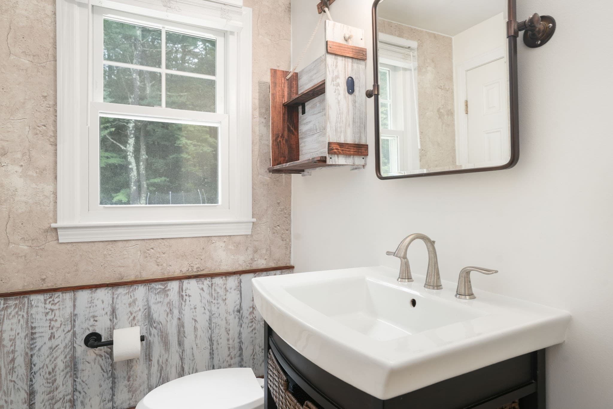 Single Family Residence at 22 Townsend Dr, West Boylston MA 01583, West Boylston, photo 22 of 42