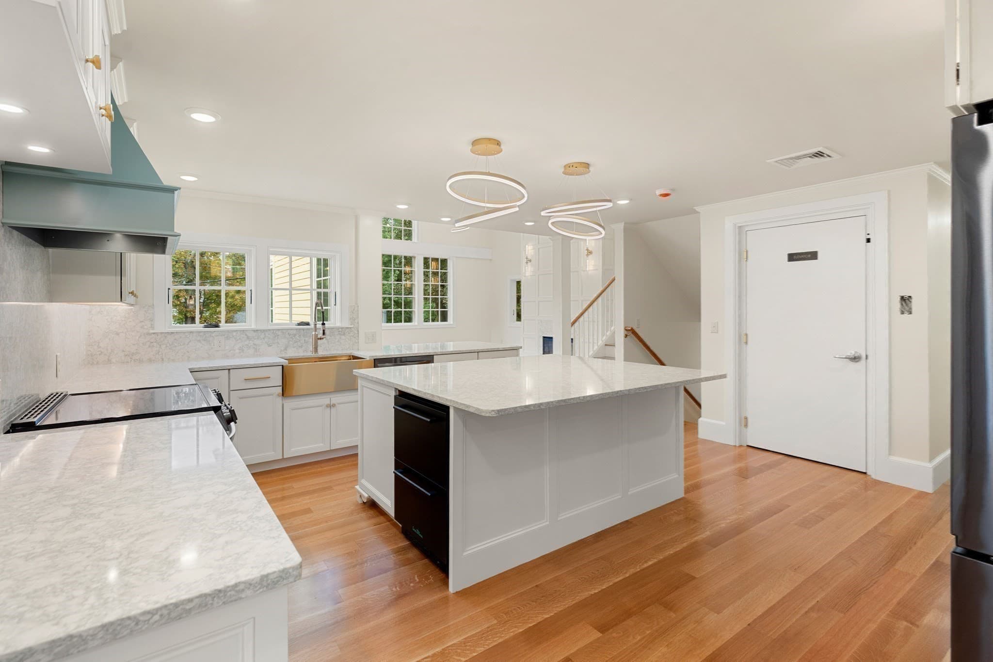 Condominium at 2 Pleasant St # 2, Lexington MA 02421, Lexington, photo 5 of 11