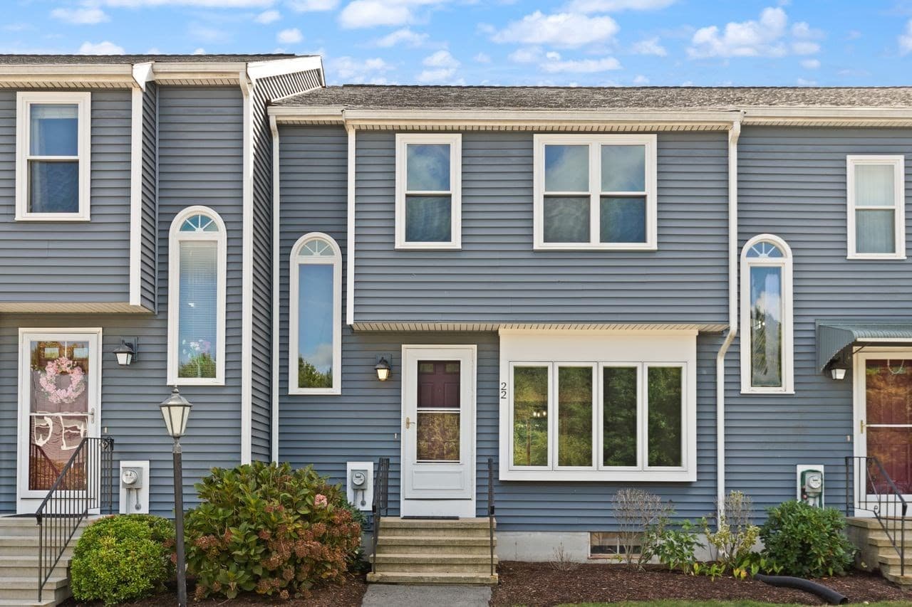 Condominium at 22 Welch Rd # 22, Easton MA 02375, Easton, photo 2 of 41
