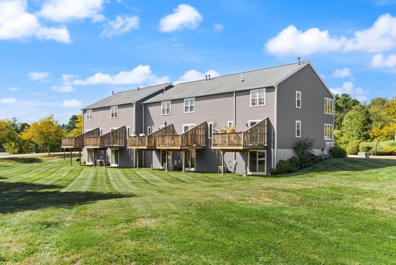 Condominium at 22 Welch Rd # 22, Easton MA 02375, Easton, photo 3 of 41