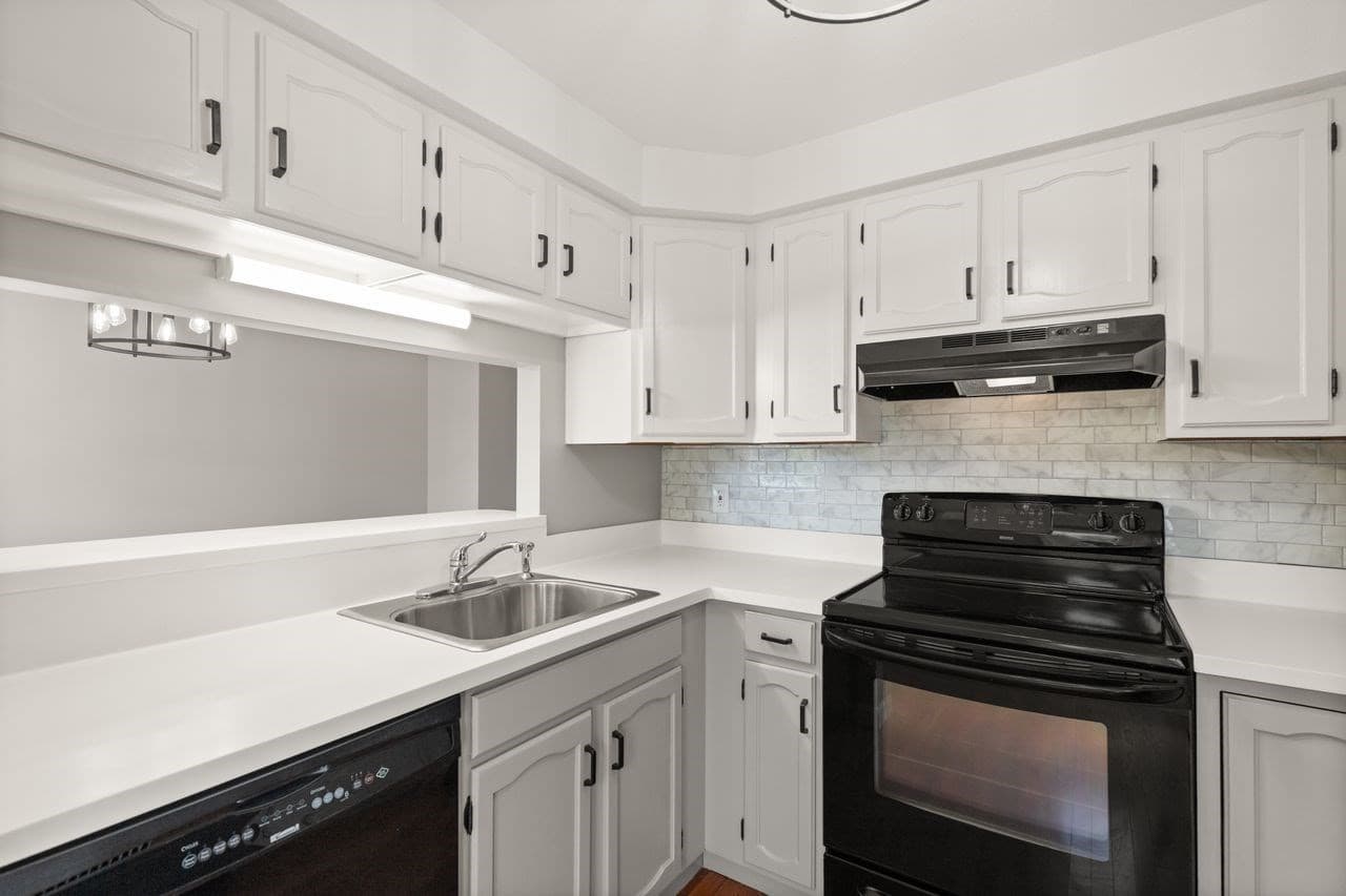 Condominium at 22 Welch Rd # 22, Easton MA 02375, Easton, photo 5 of 41