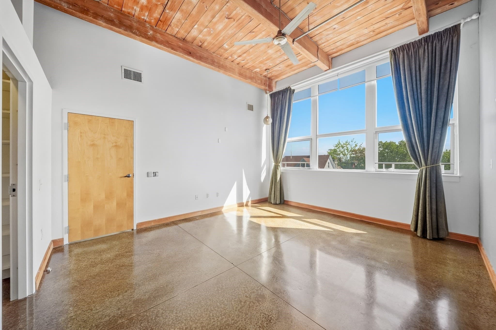 Condominium at 120 Holmes St # 312, Quincy MA 02171, Quincy, photo 13 of 27