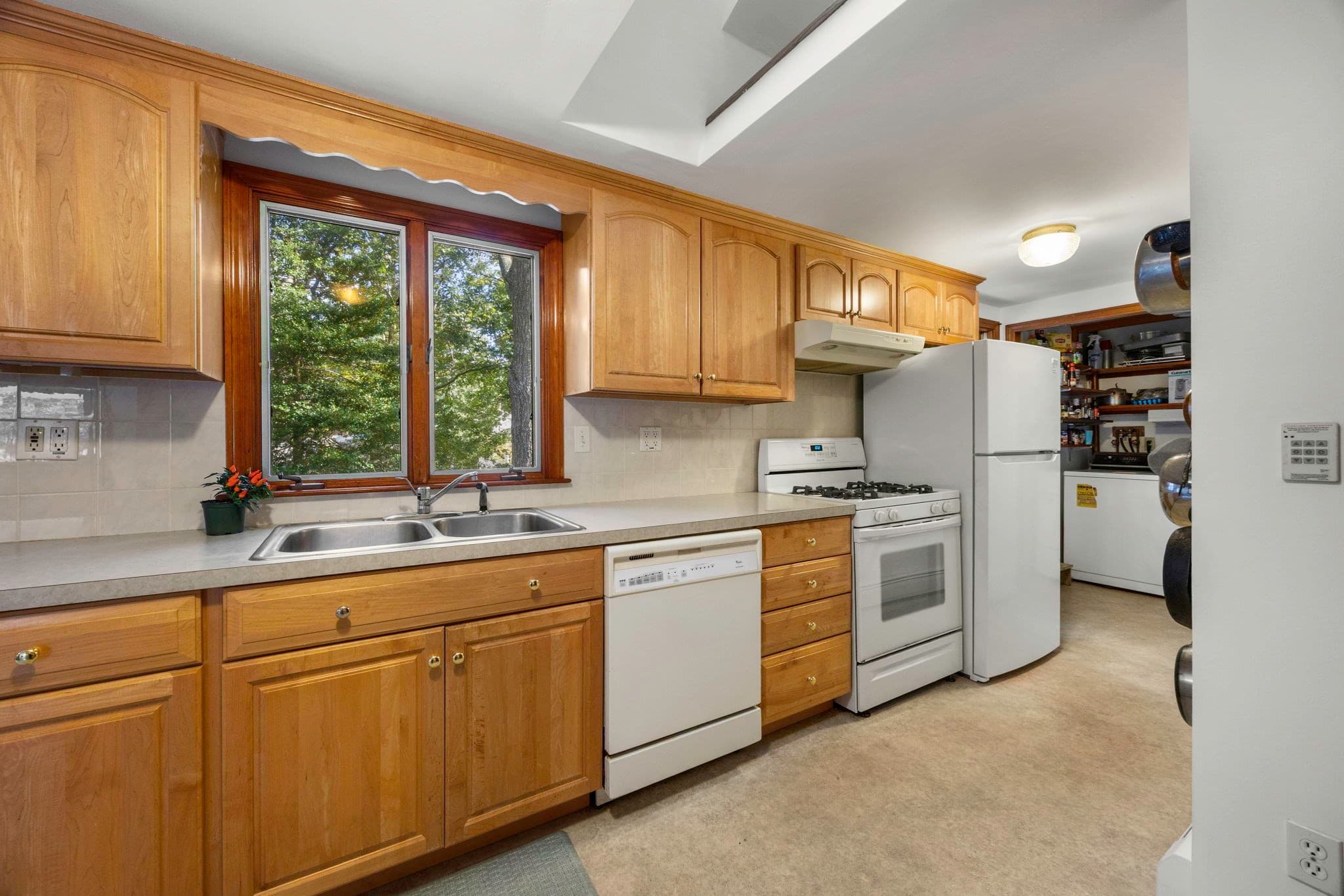 Single Family Residence at 168 Pleasant Bay Rd, Harwich MA 02645, Harwich, photo 19 of 42