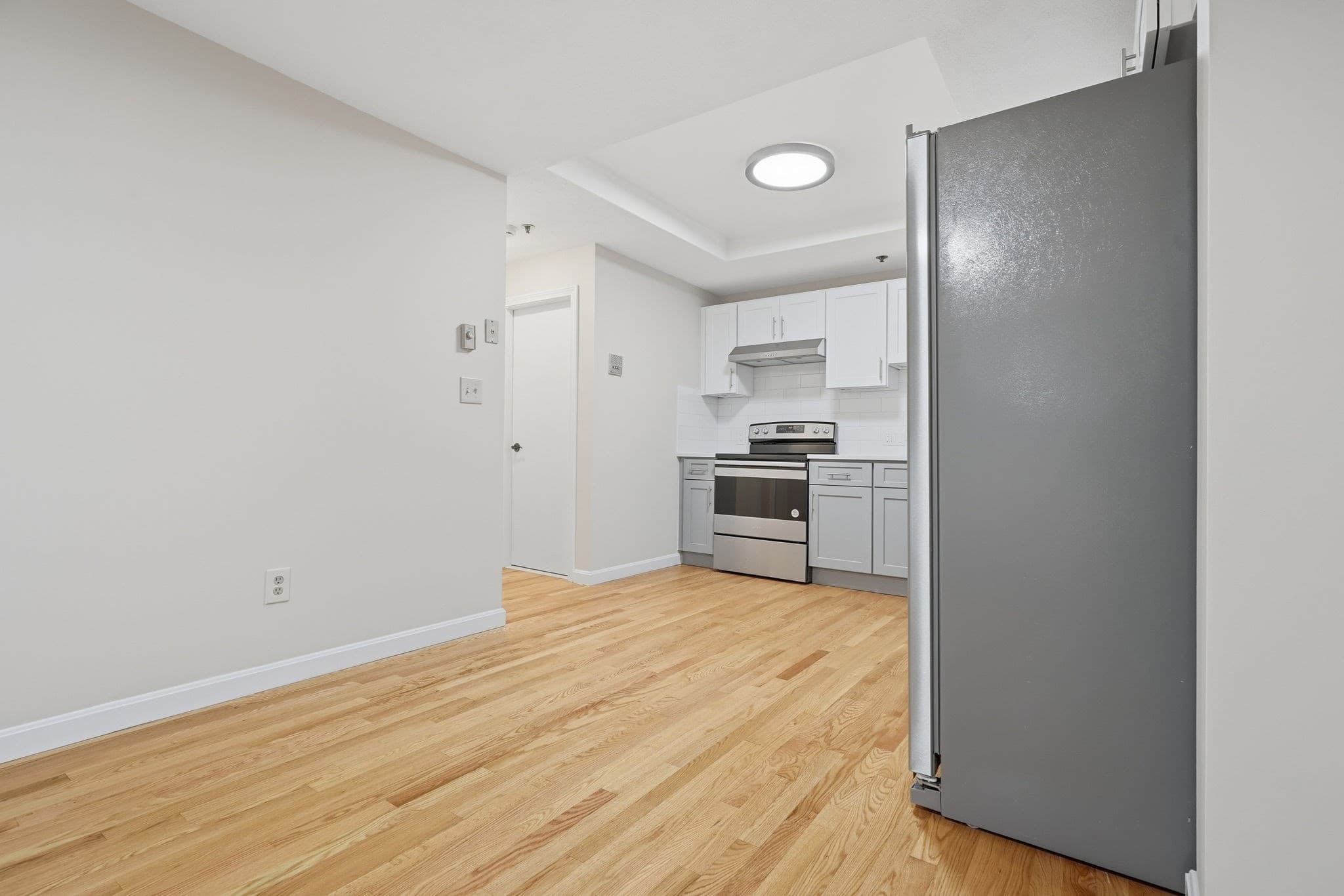 Condominium at 10 Beacon St # 103, Woburn MA 01801, Woburn, photo 6 of 27