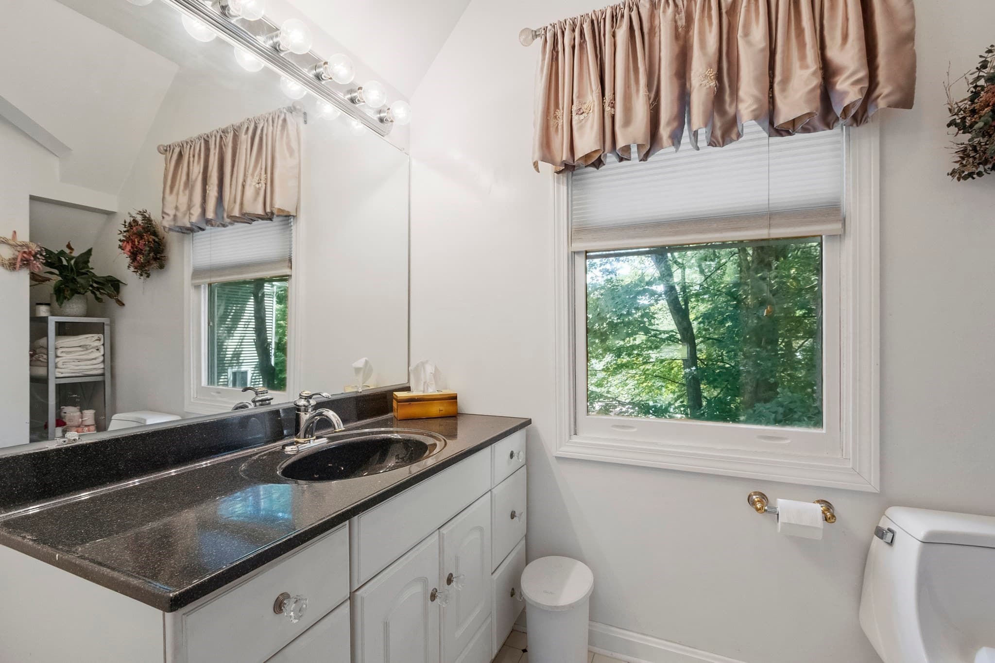 Single Family Residence at 115 Village Xing, Fitchburg MA 01420, Fitchburg, photo 13 of 42