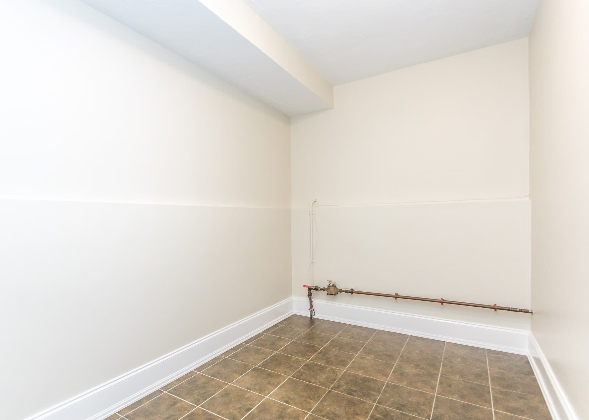 Condominium at 30 Fuller Street # 2, Waltham MA 02453, Waltham, photo 27 of 35
