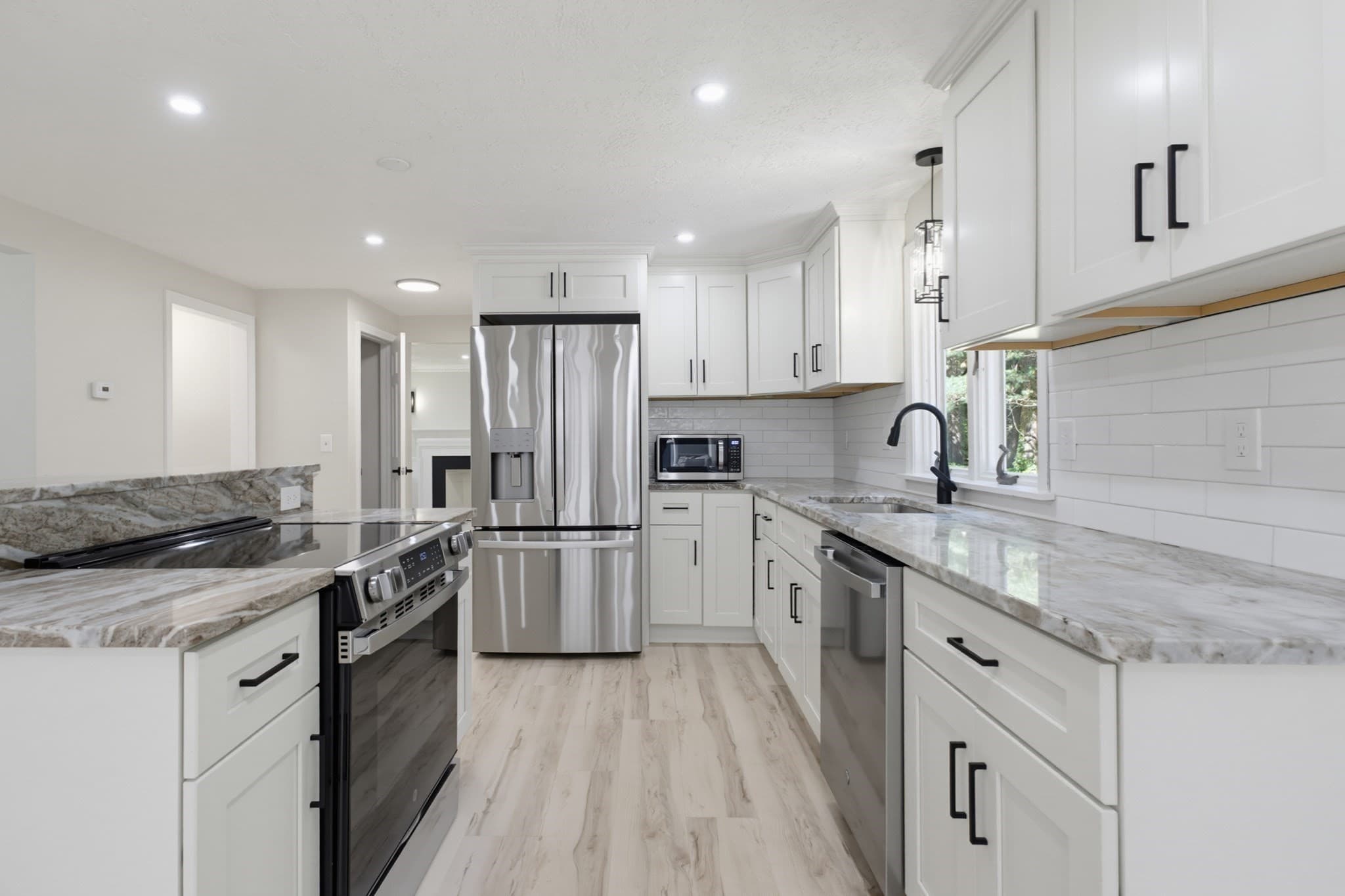 Single Family Residence at 57 Purgatory Rd, Sutton MA 01590, Sutton, photo 6 of 33