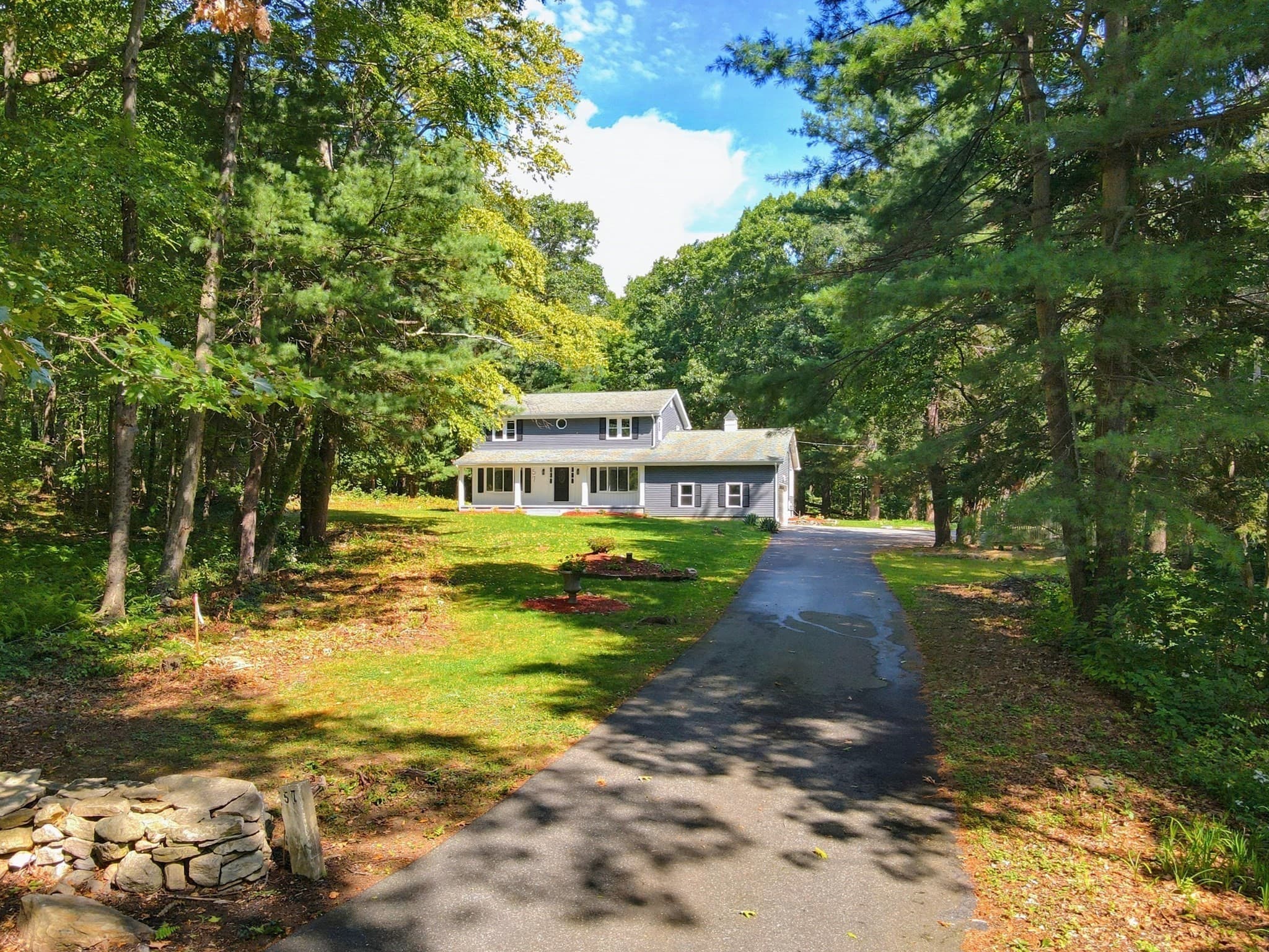 Single Family Residence at 57 Purgatory Rd, Sutton MA 01590, Sutton, photo 5 of 33