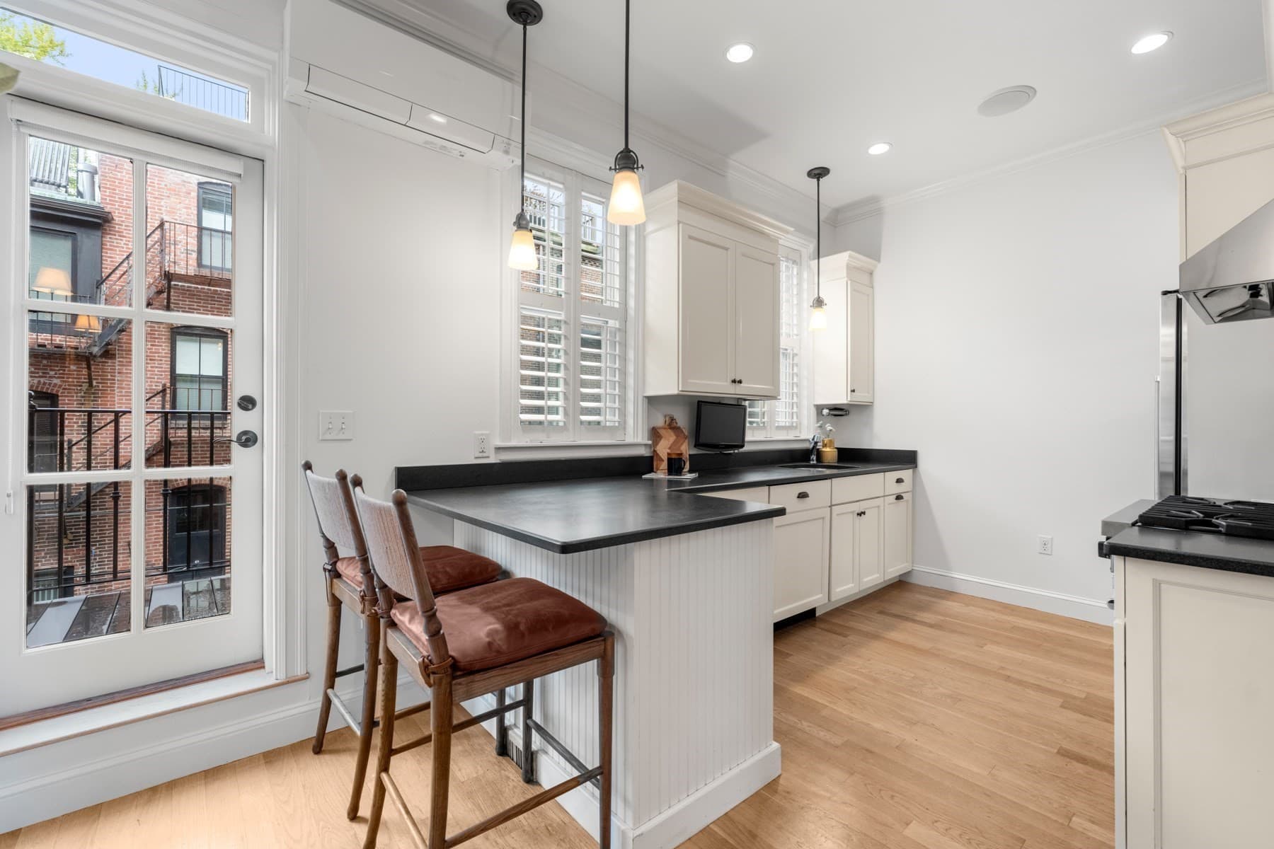 Condominium at 43 Warren Avenue # 2, Boston MA 02116, Boston, photo 7 of 26