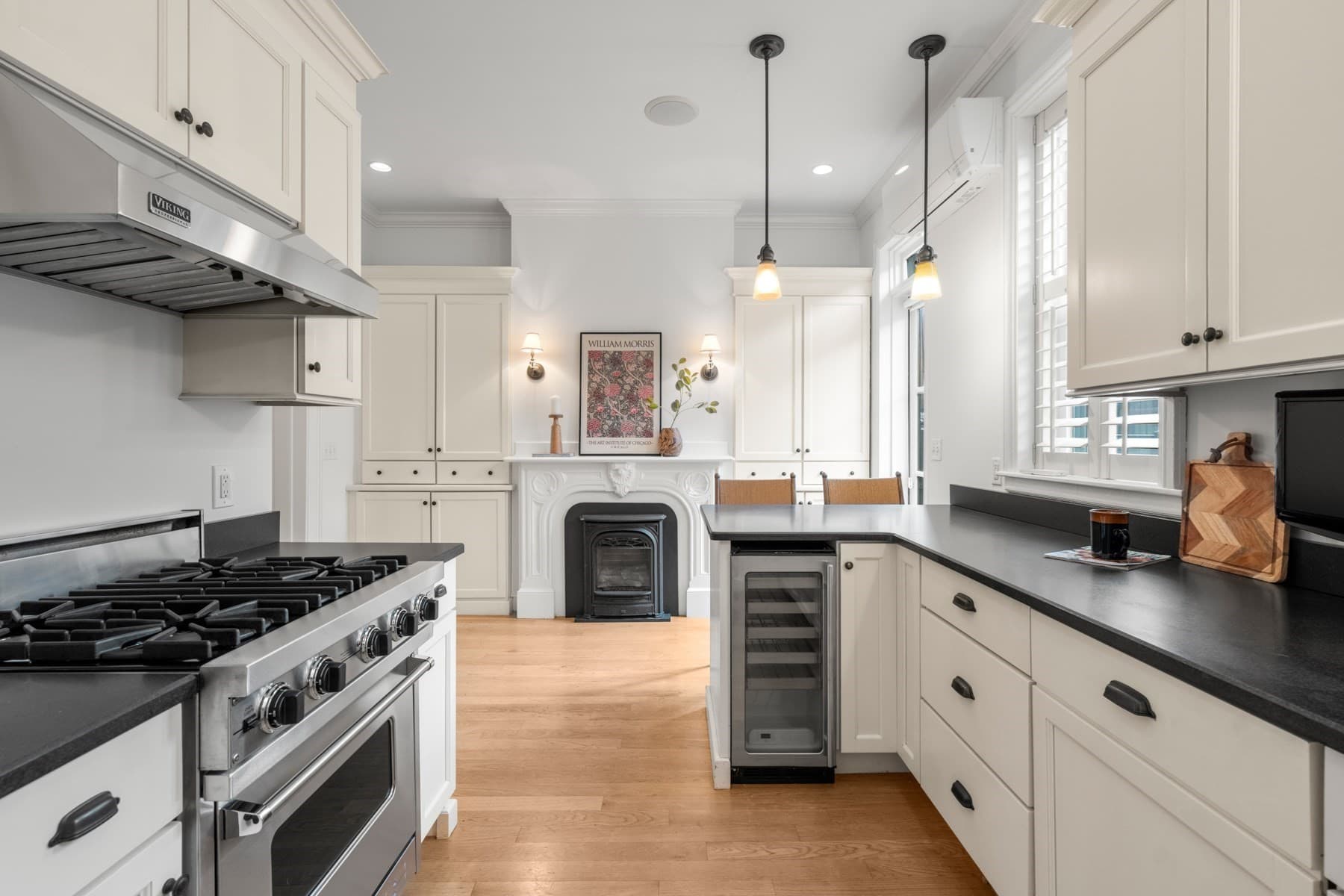 Condominium at 43 Warren Avenue # 2, Boston MA 02116, Boston, photo 10 of 26
