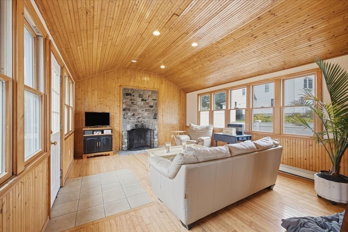 Single Family Residence at 33 Edgar Rd, Scituate MA 02066, Scituate, photo 4 of 38