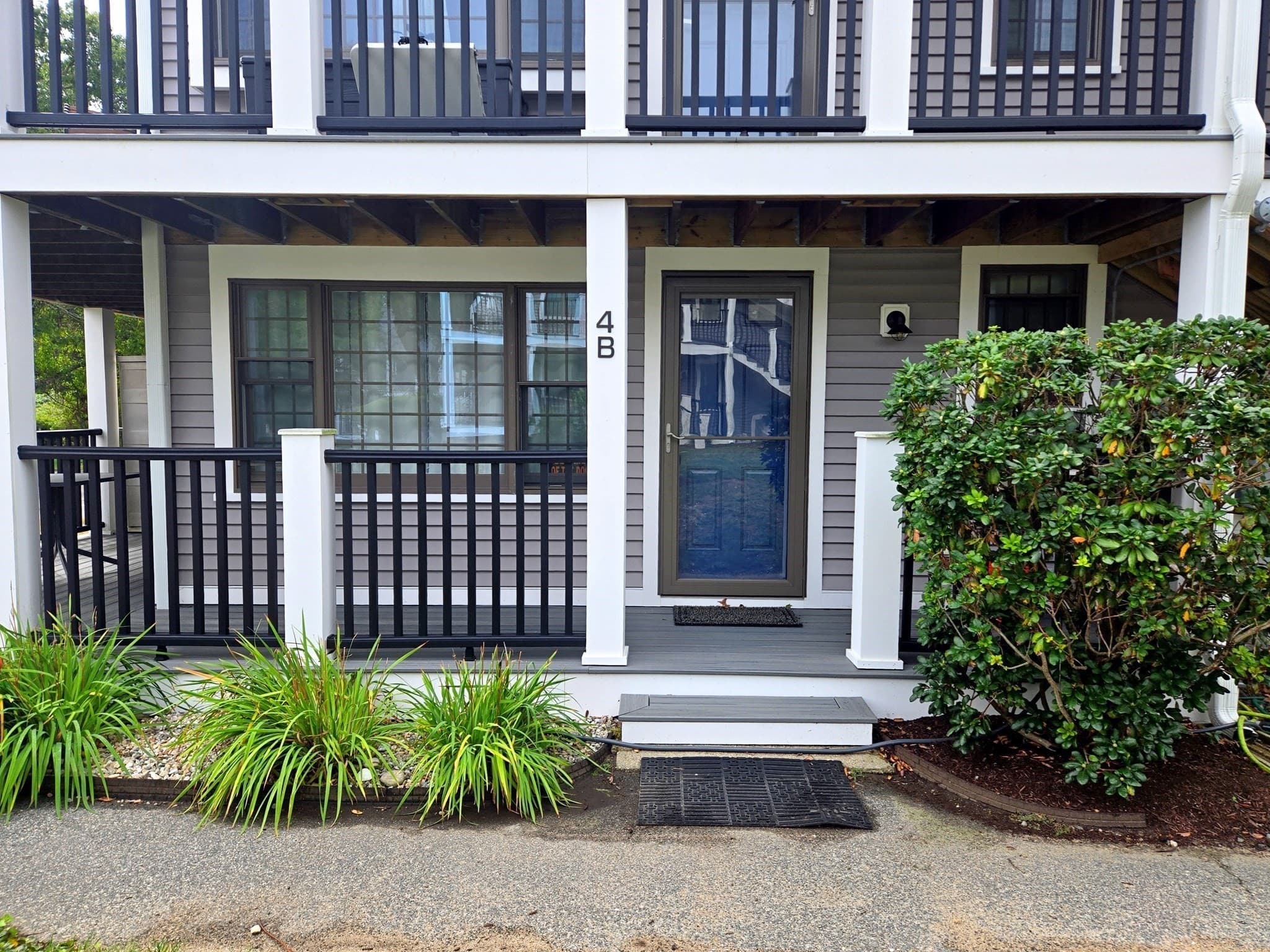 Condominium at 190 Route 6a # 4B, Orleans MA 02653, Orleans, photo 3 of 7