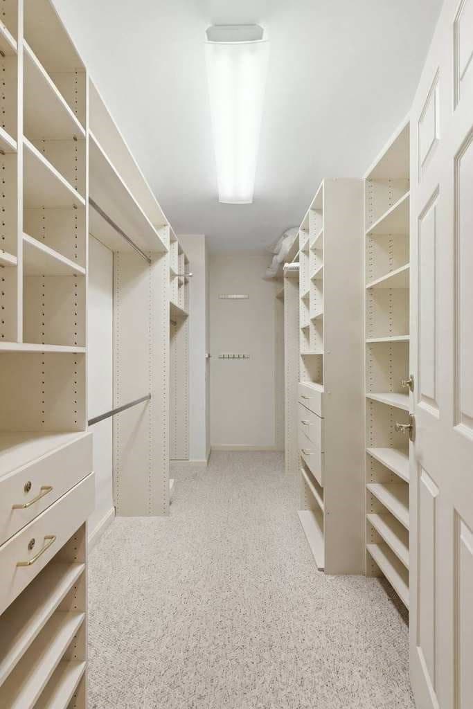 Condominium at 770 Salisbury St # 555, Worcester MA 01609, Worcester, photo 27 of 41