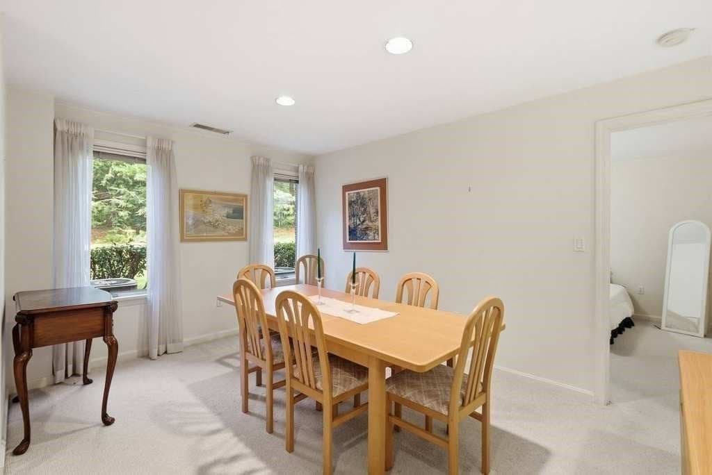 Condominium at 770 Salisbury St # 555, Worcester MA 01609, Worcester, photo 16 of 41