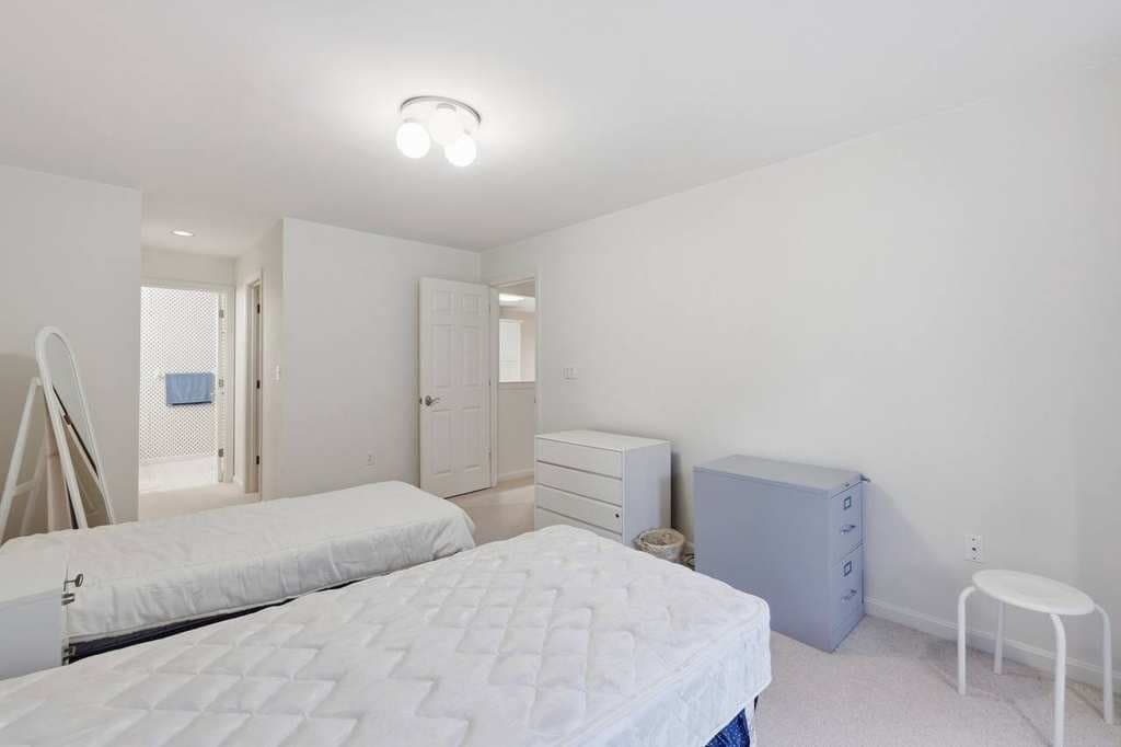 Condominium at 770 Salisbury St # 555, Worcester MA 01609, Worcester, photo 36 of 41
