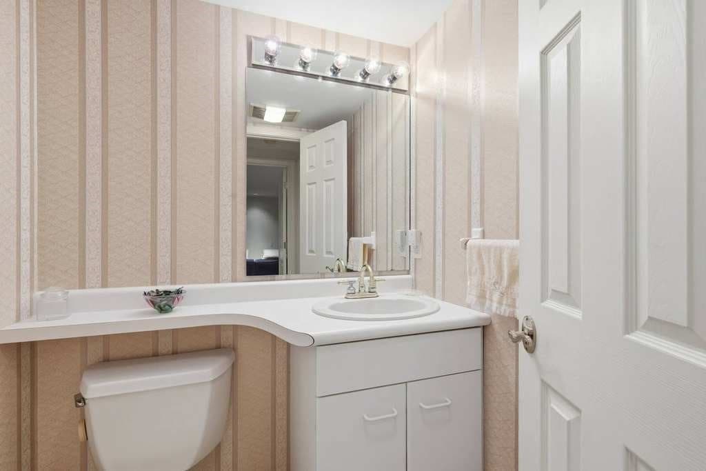 Condominium at 770 Salisbury St # 555, Worcester MA 01609, Worcester, photo 32 of 41