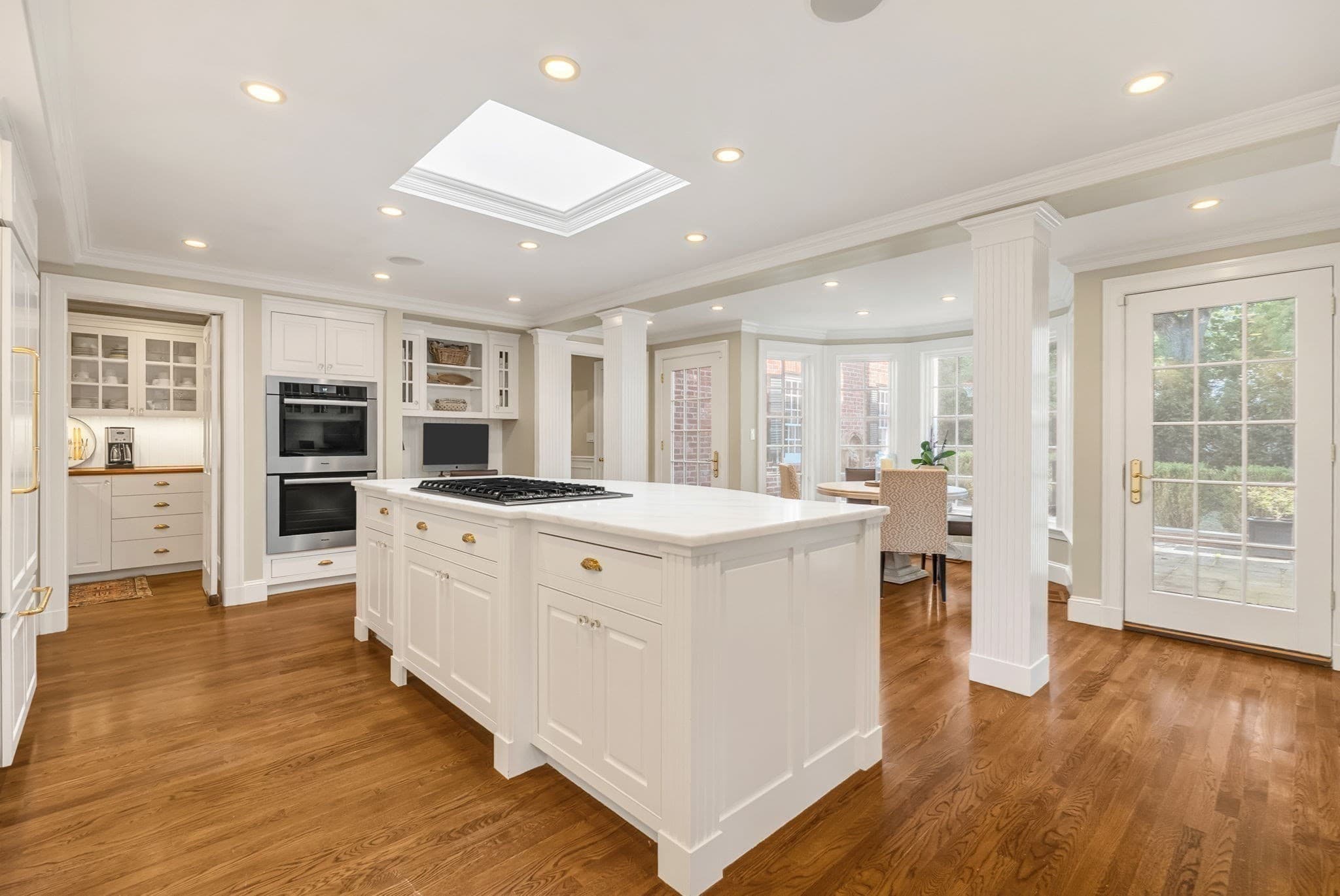Single Family Residence at 135 Edmunds Road, Wellesley MA 02481, Wellesley, photo 7 of 33