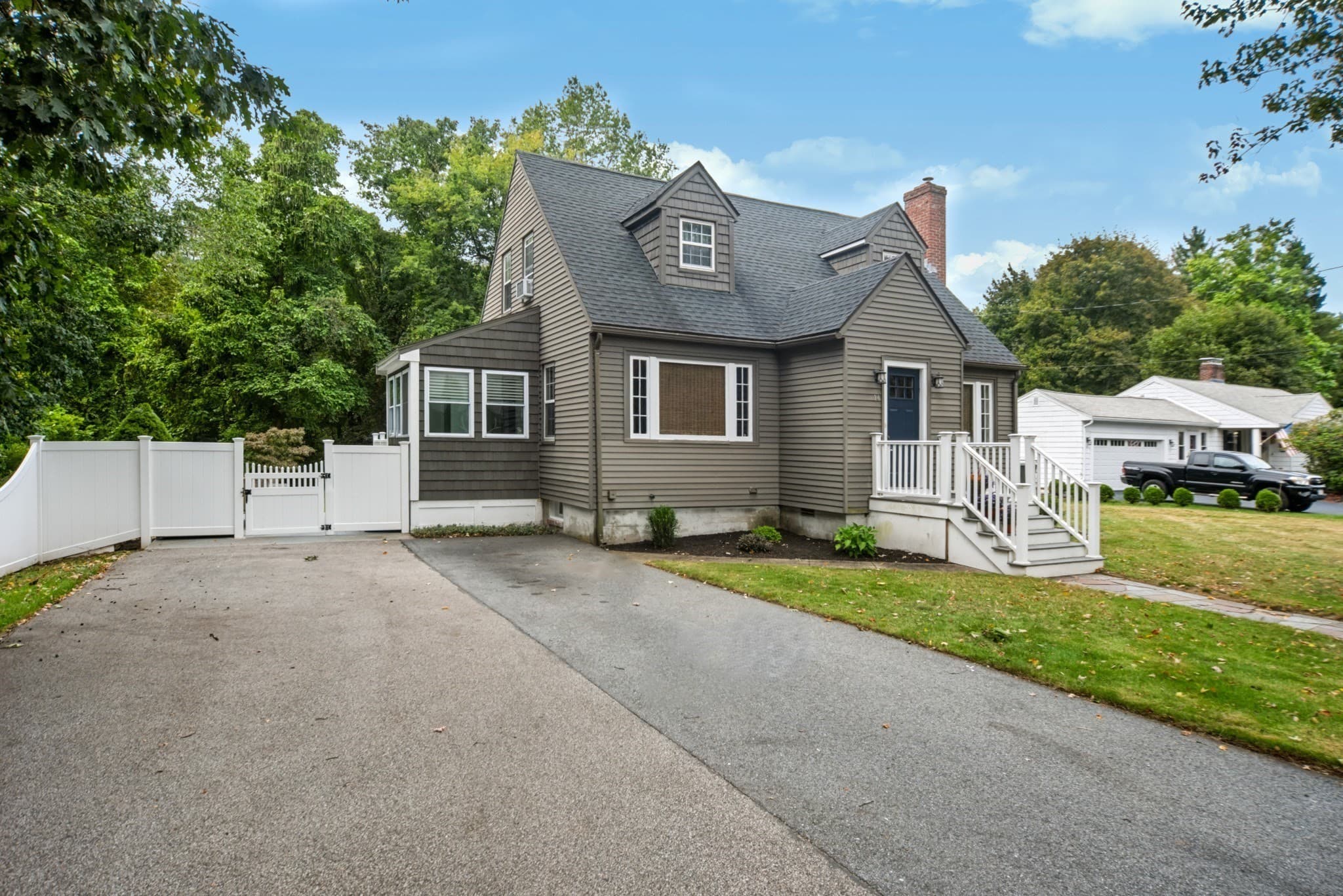 Single Family Residence at 14 Nelson St, Hopedale MA 01747, Hopedale, photo 2 of 39