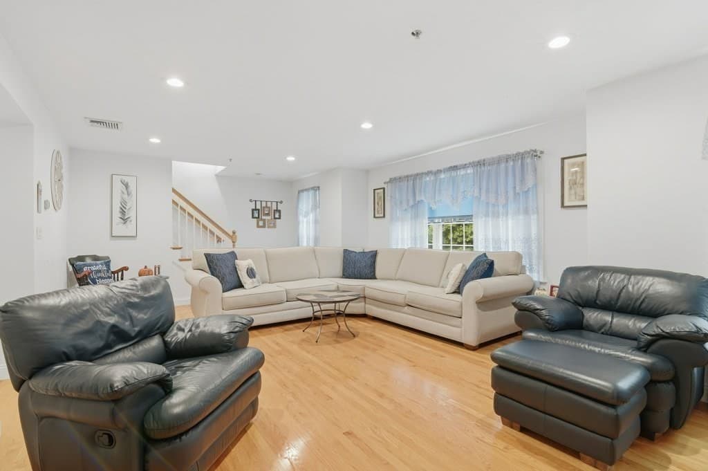 Condominium at 145 Suomi Rd # A2, Quincy MA 02169, Quincy, photo 12 of 39