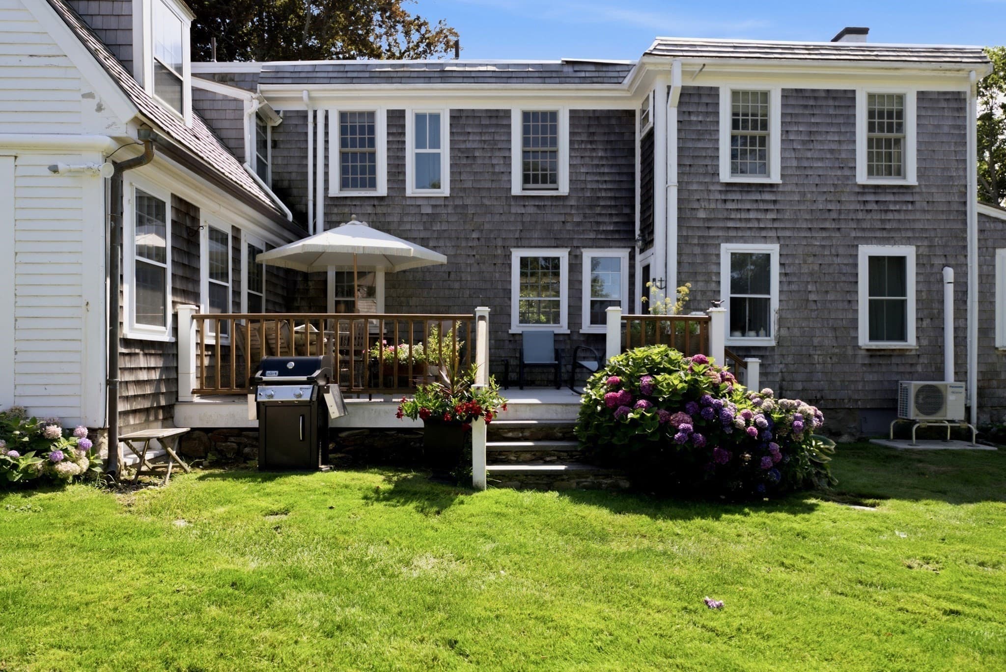 Single Family Residence at 8 Winter St, Plymouth MA 02360, Plymouth, photo 8 of 42
