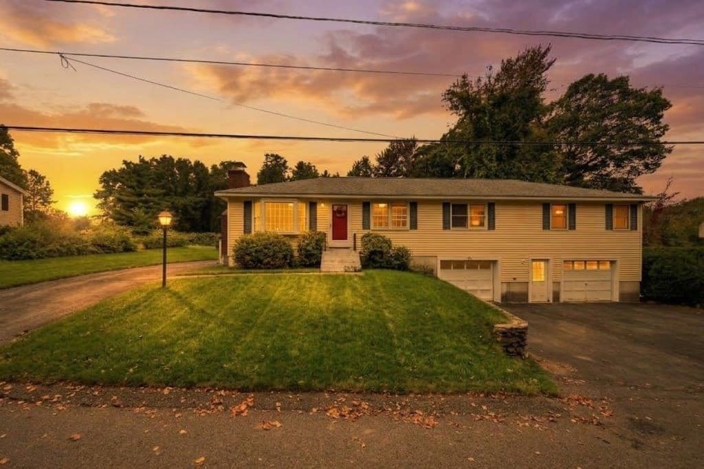 Single Family Residence at 29 Dale Ave, Leominster MA 01453, Leominster, photo 2 of 42