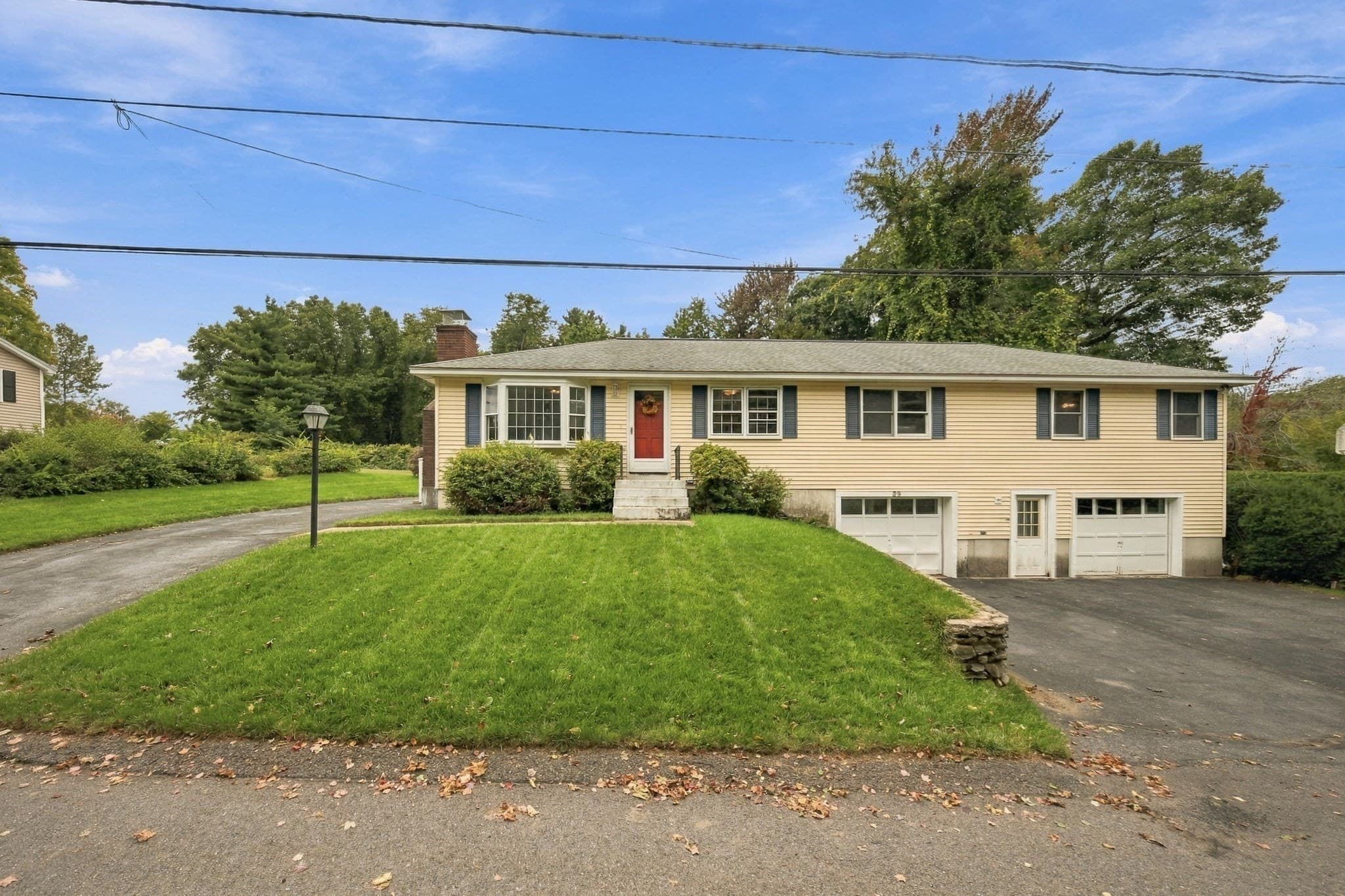 29 Dale Ave, Leominster MA 01453