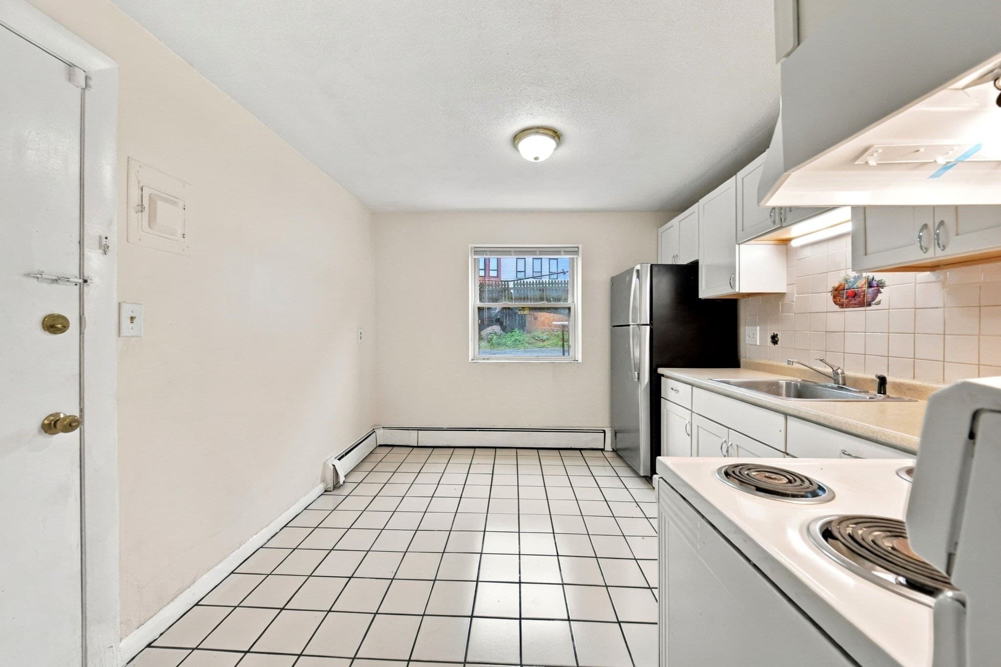 Condominium at 5 Melbourne St # 2, Boston MA 02124, Boston, photo 5 of 26