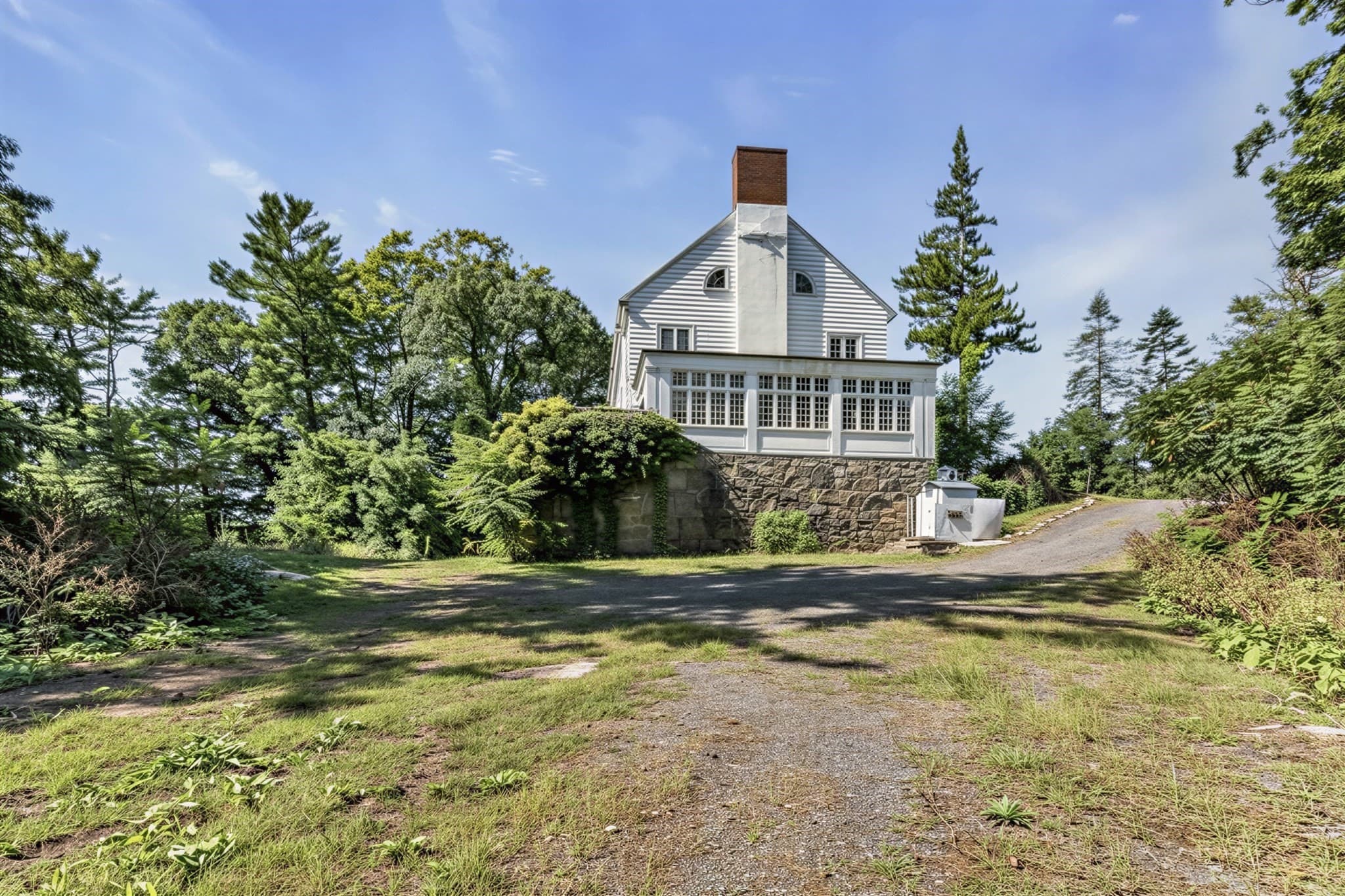 Single Family Residence at 43 Whitehall Cir, Beverly MA 01915, Beverly, photo 4 of 24