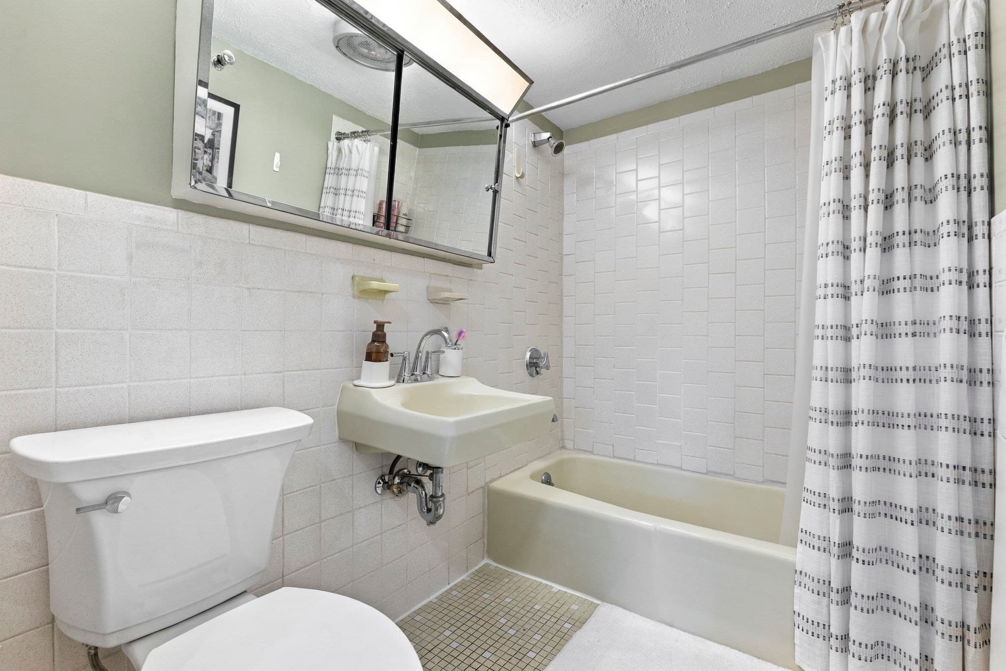 Condominium at 56 Coffey Street # 10, Boston MA 02122, Boston, photo 9 of 17