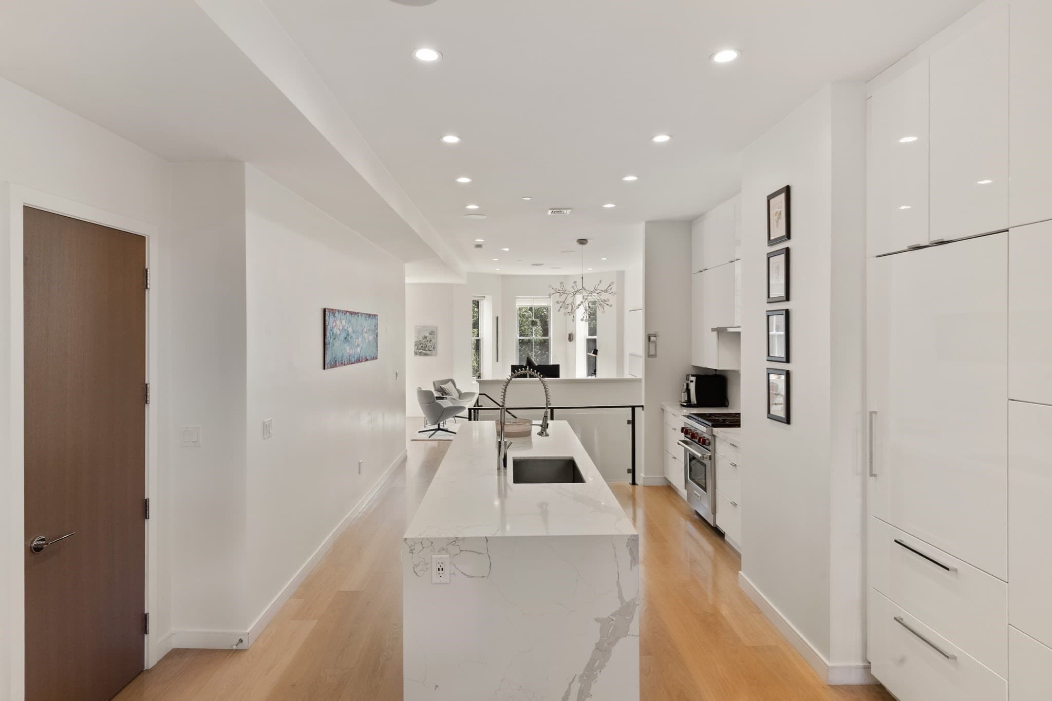 Condominium at 429 Columbus Ave # 2, Boston MA 02116, Boston, photo 6 of 17