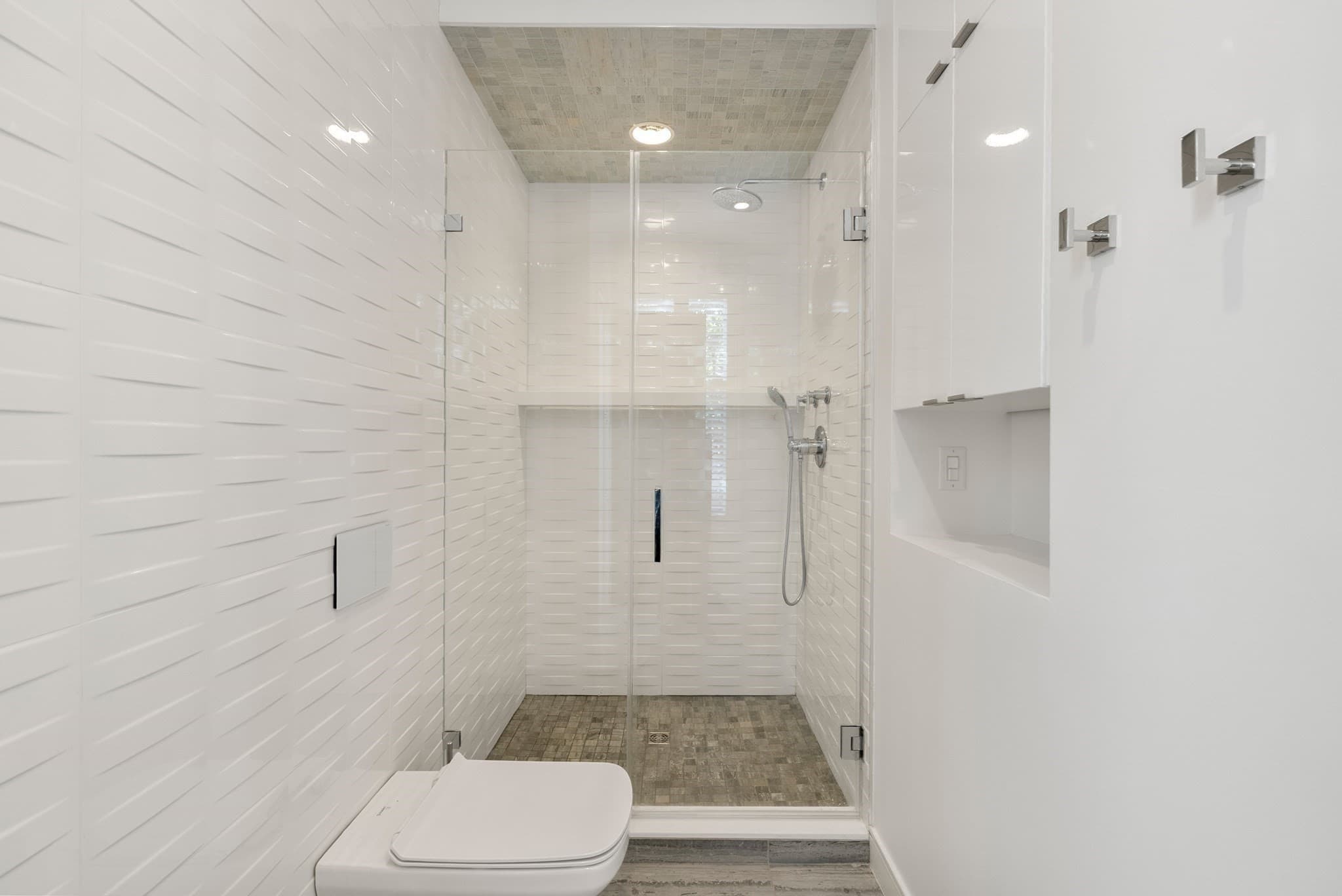 Condominium at 429 Columbus Ave # 2, Boston MA 02116, Boston, photo 16 of 17