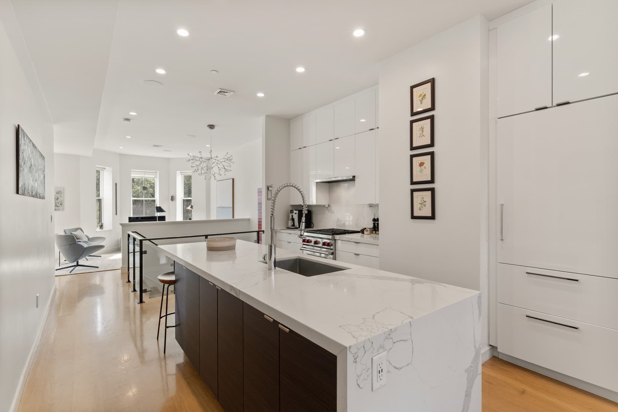 Condominium at 429 Columbus Ave # 2, Boston MA 02116, Boston, photo 4 of 17