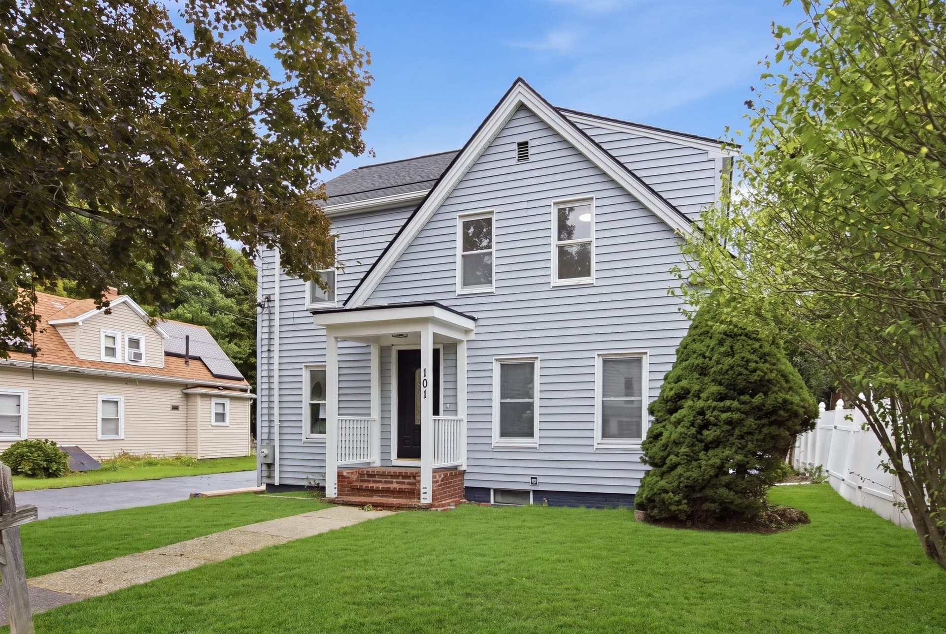 101 Central St, Rockland MA 02370