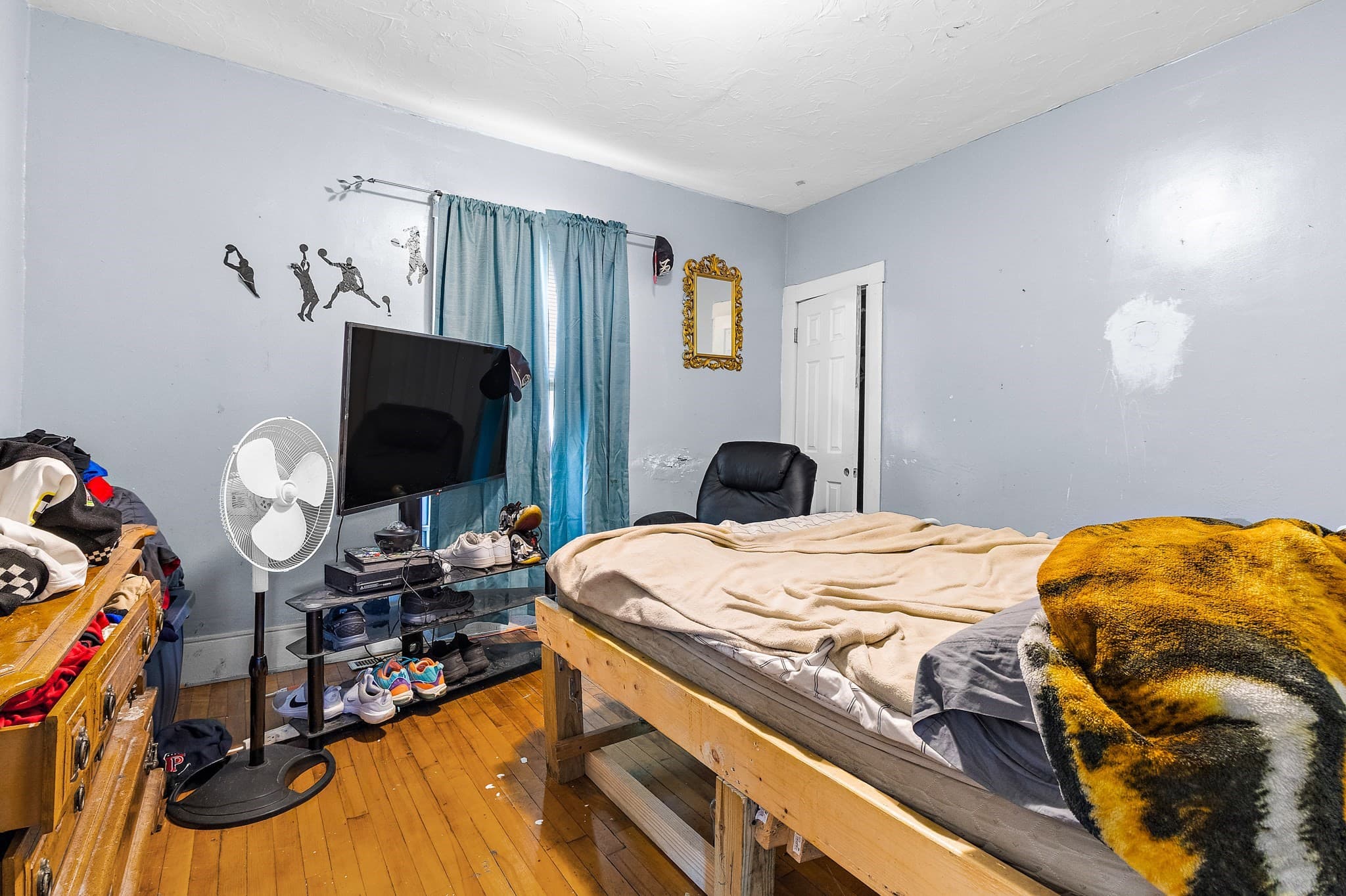 3 Family - 3 Units Up/Down at 11 Glenwood St, Worcester MA 01610, Worcester, photo 9 of 40