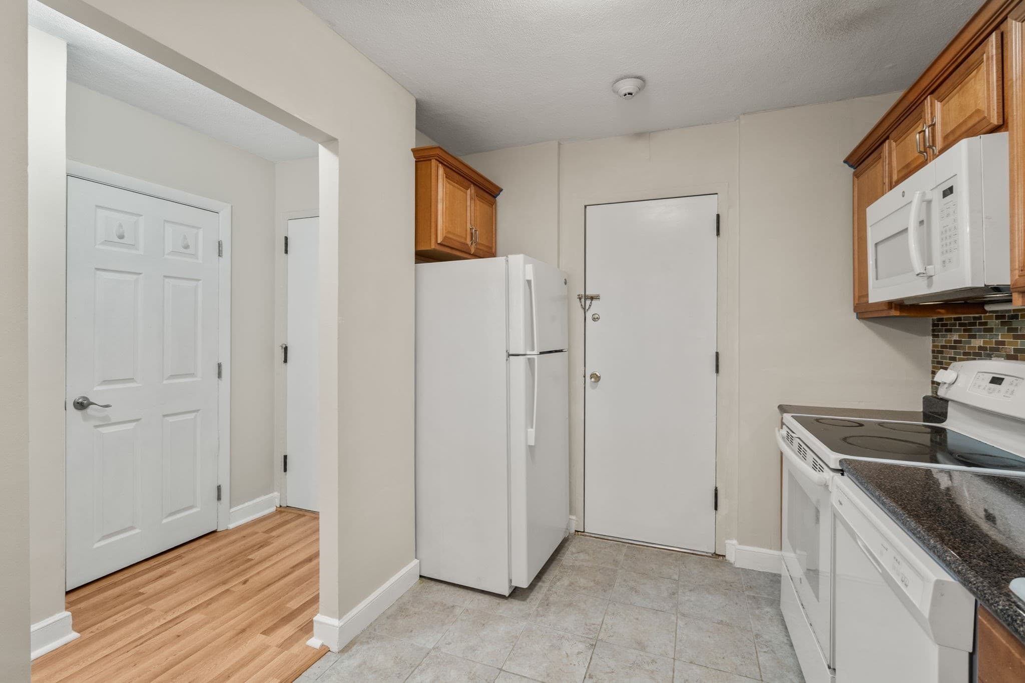 Condominium at 18 Pond St # 1, Boston MA 02130, Boston, photo 9 of 21